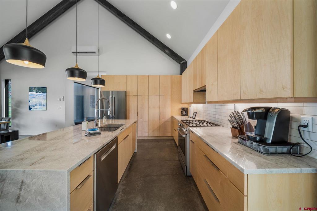 5172 County Road 203