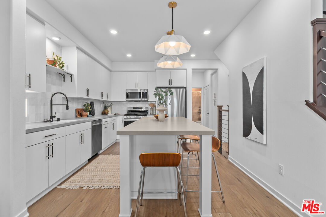 1448 Azalea Cir