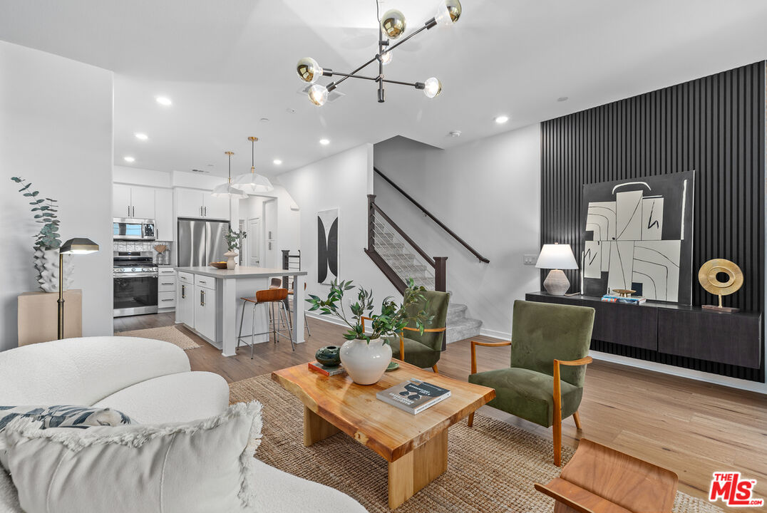 1448 Azalea Cir
