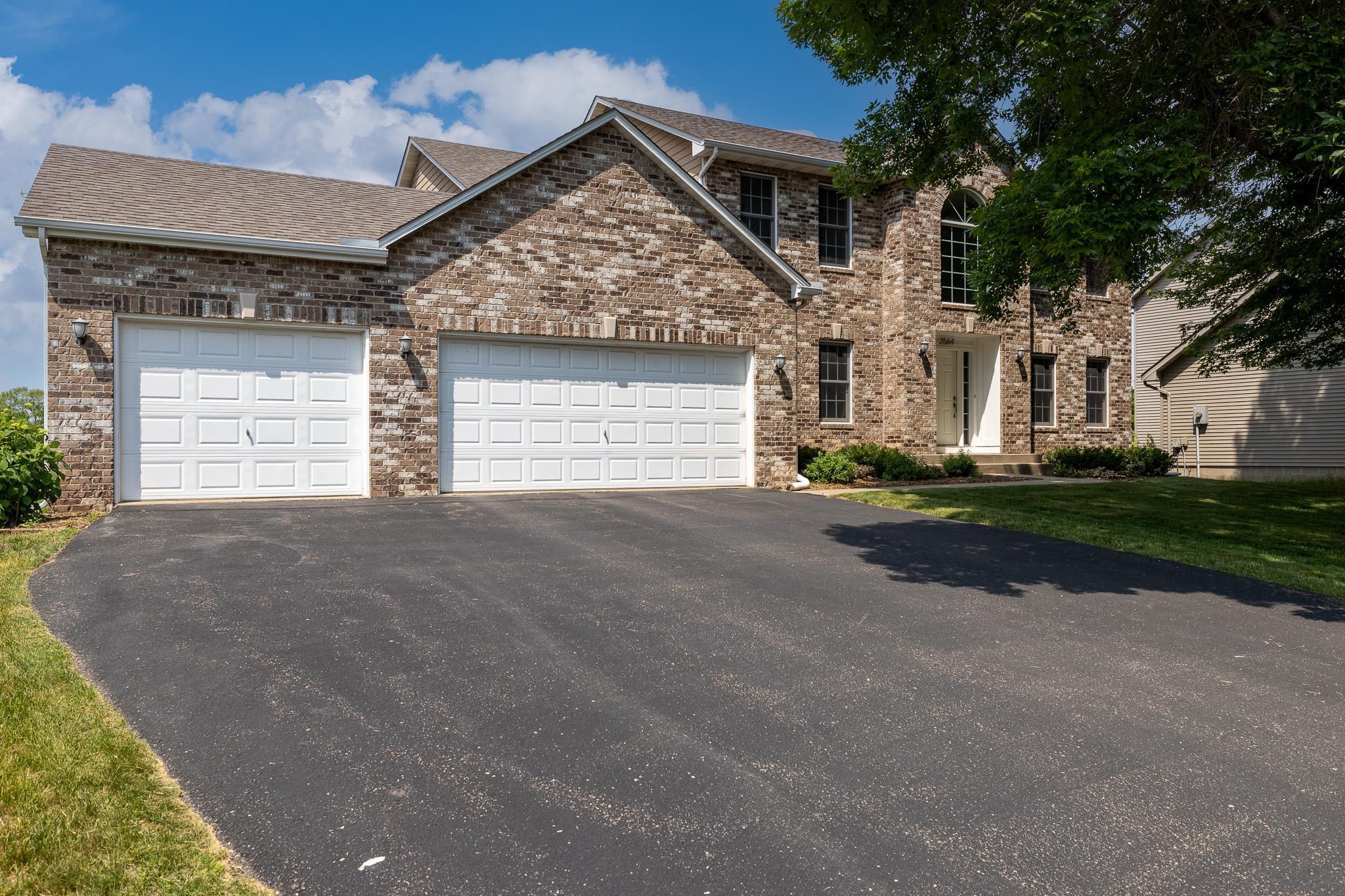 2564 Eagle Valley Drive