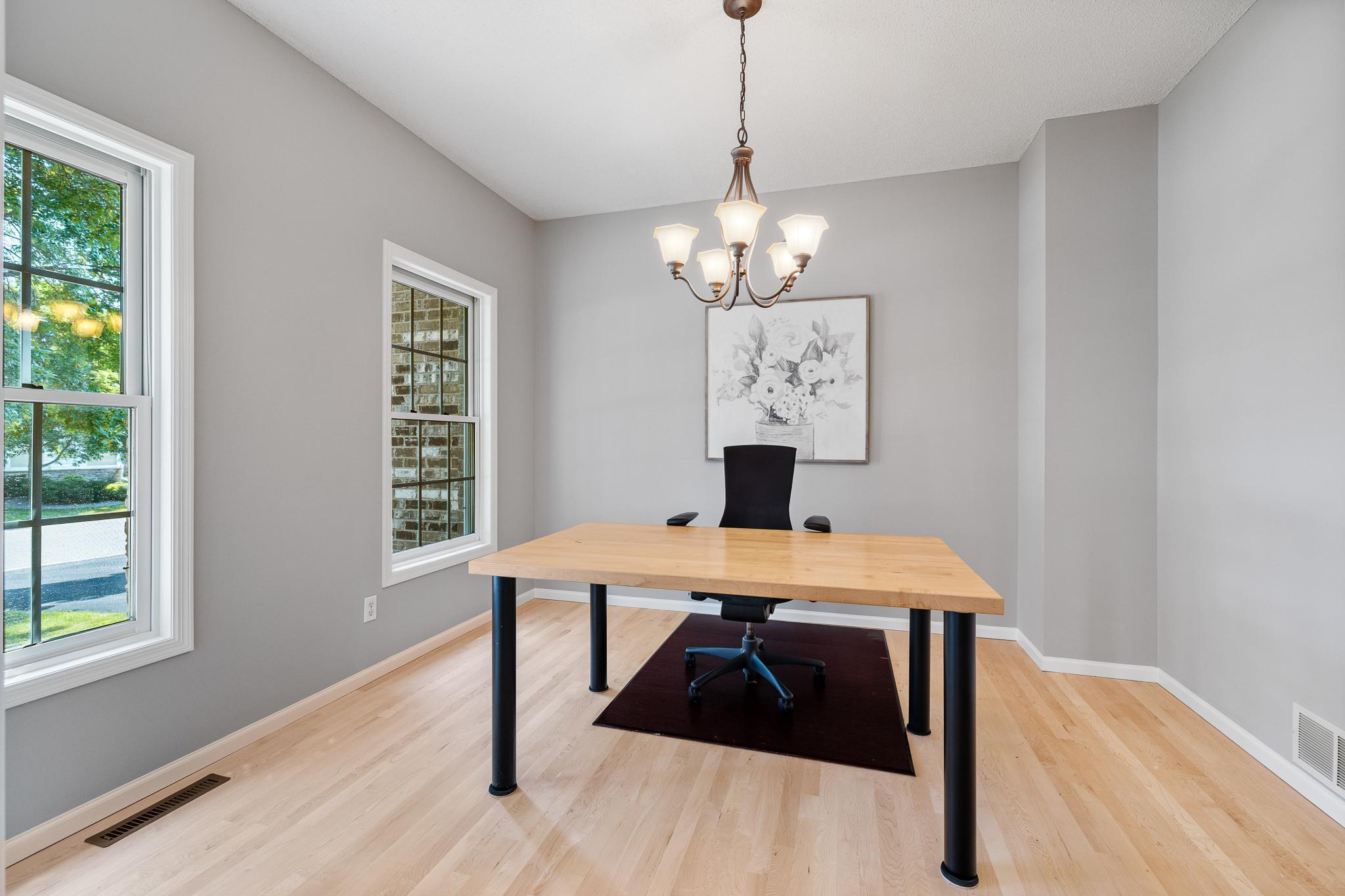 2564 Eagle Valley Drive