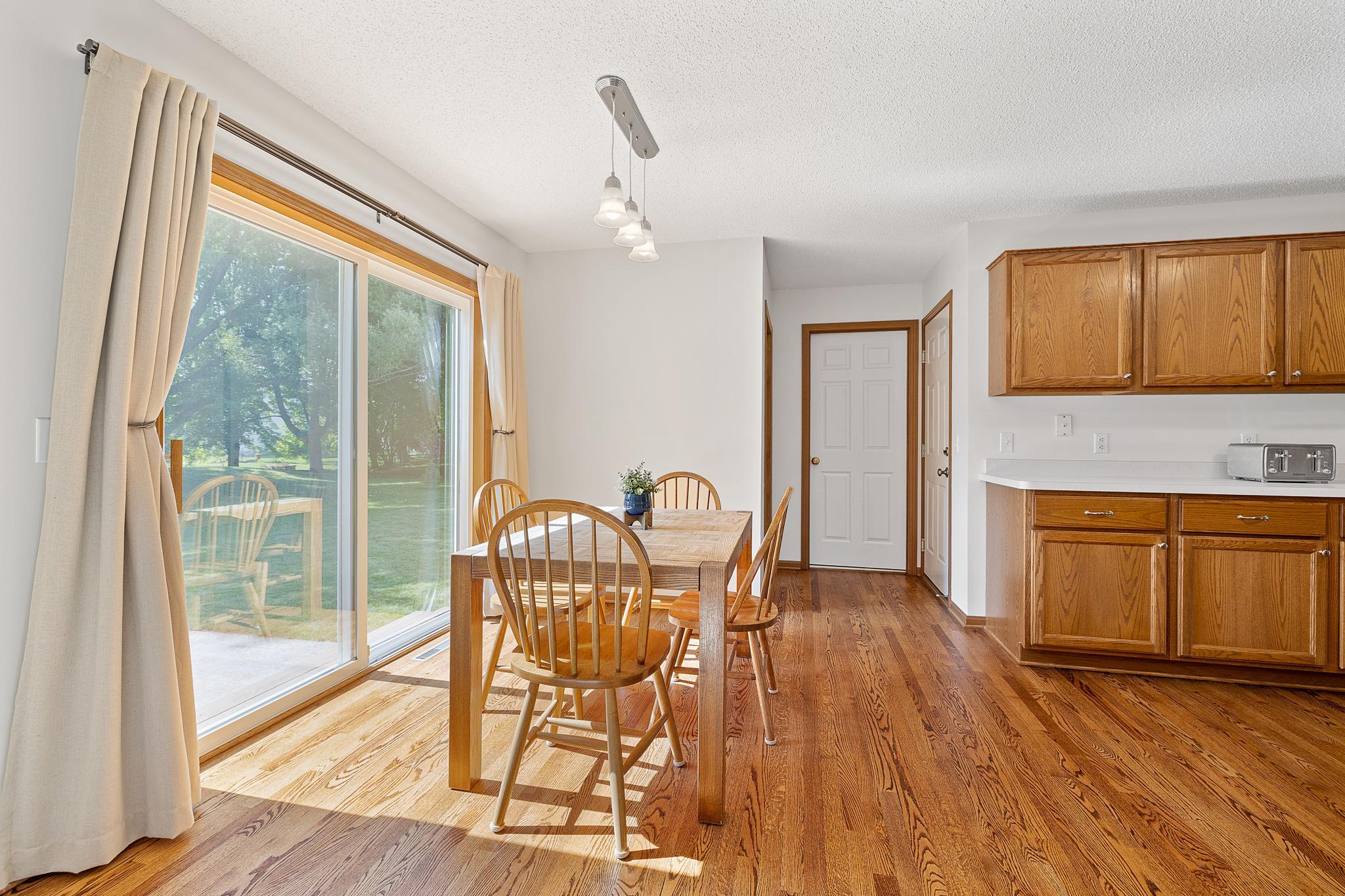 8162 Greenbriar Lane