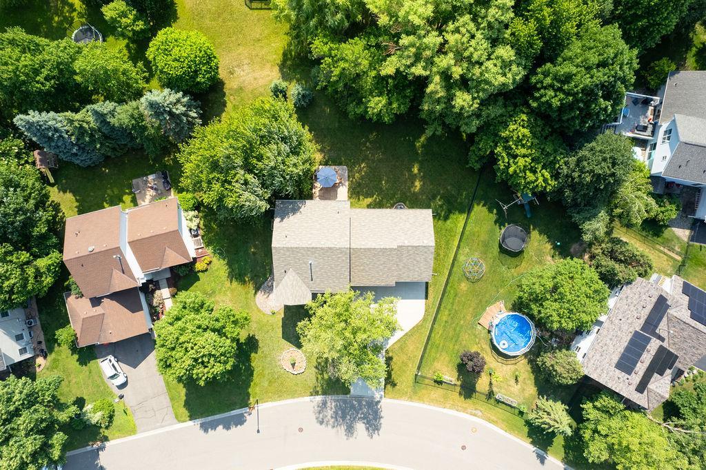 8162 Greenbriar Lane