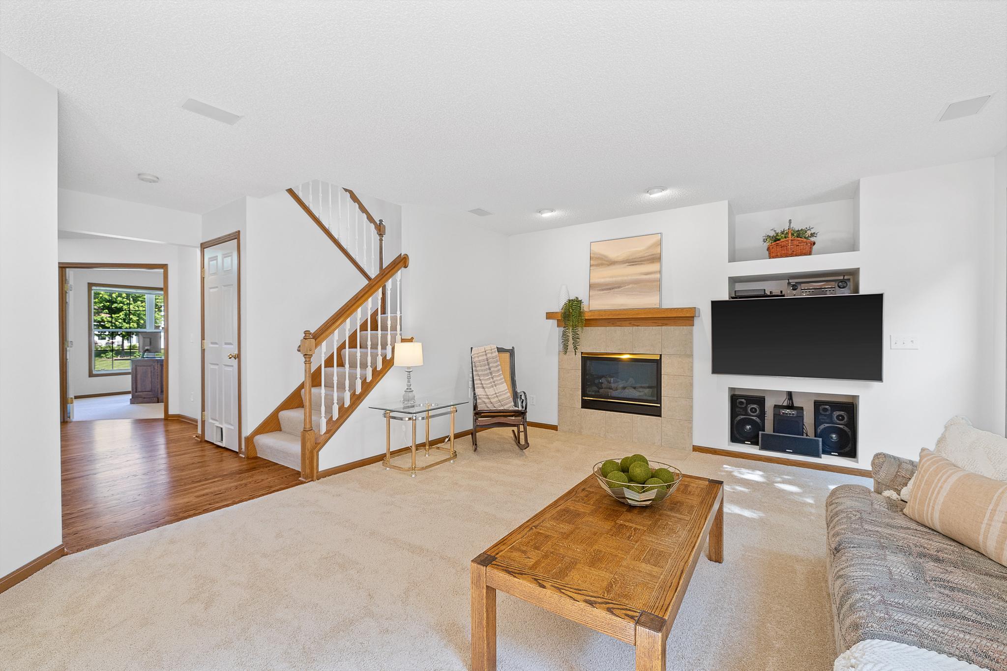 8162 Greenbriar Lane