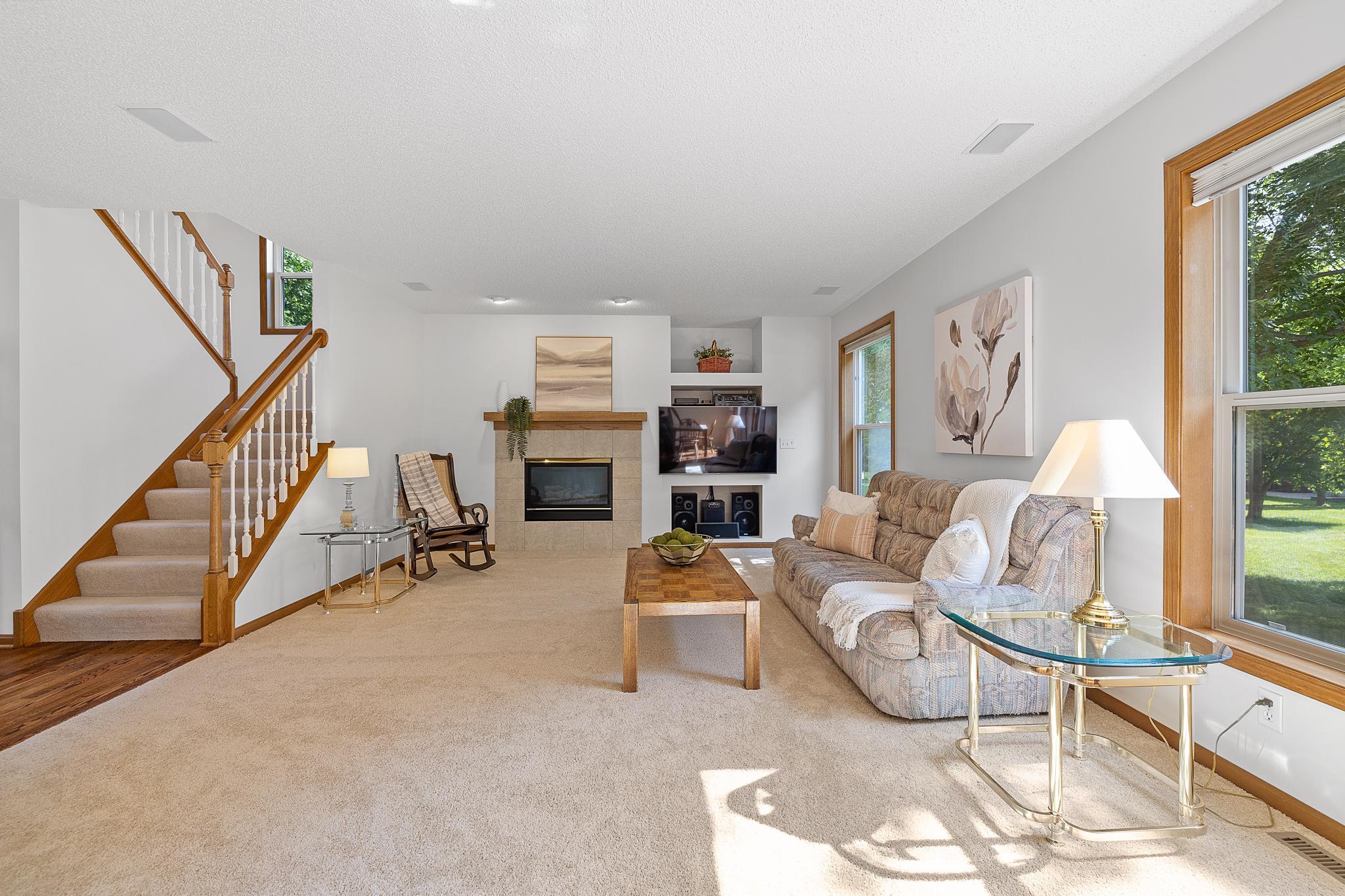 8162 Greenbriar Lane