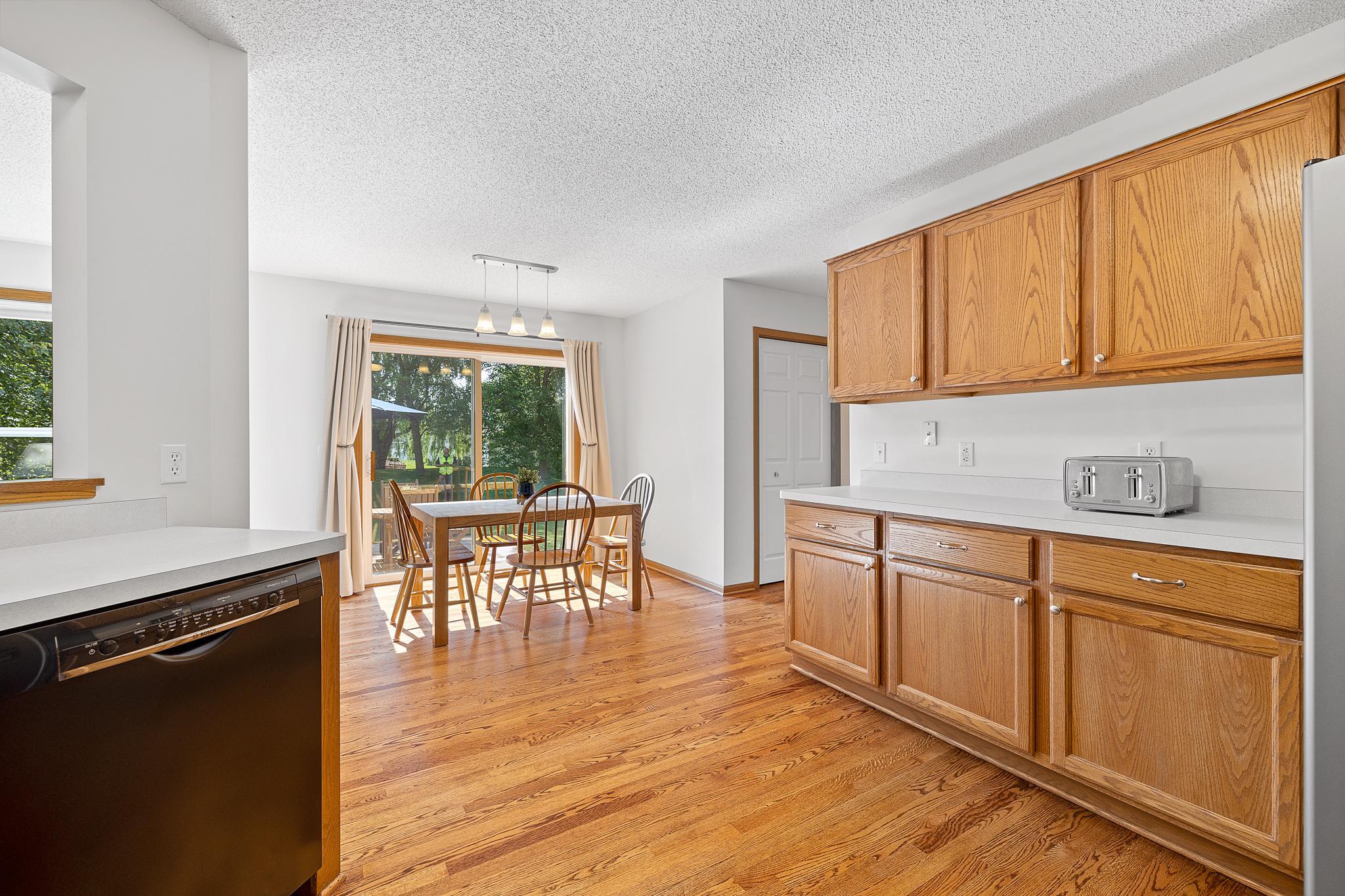 8162 Greenbriar Lane