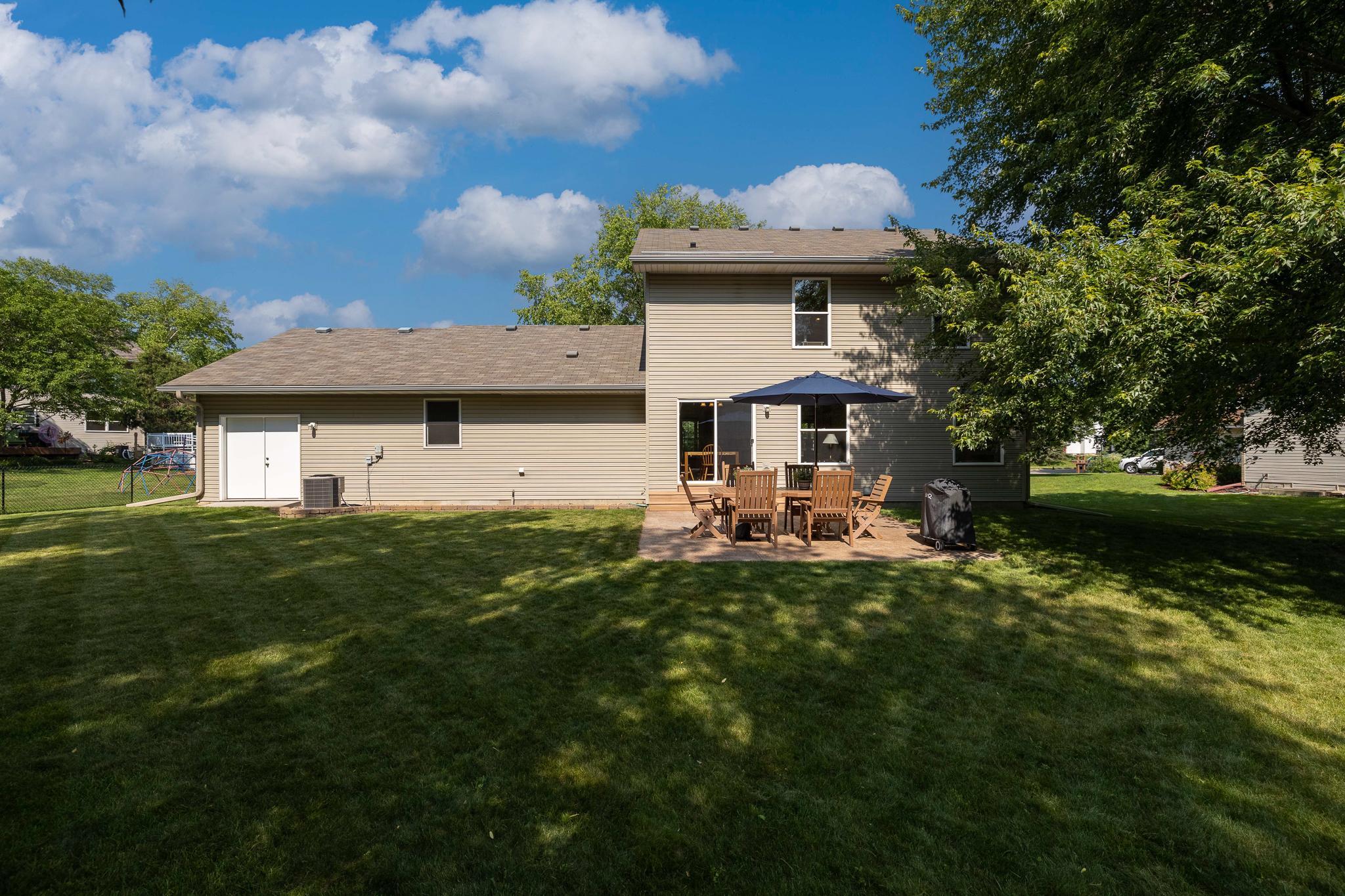 8162 Greenbriar Lane