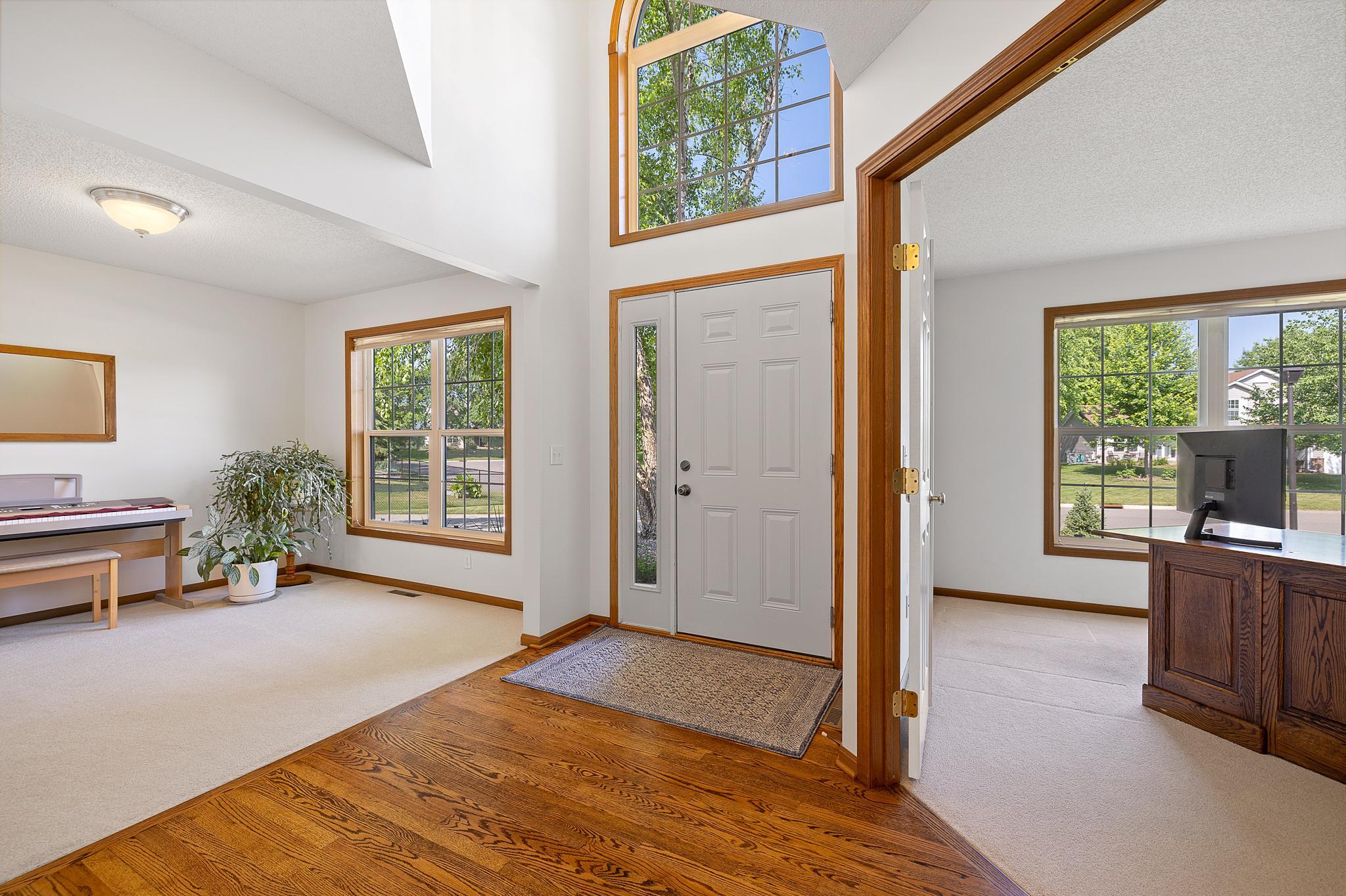 8162 Greenbriar Lane