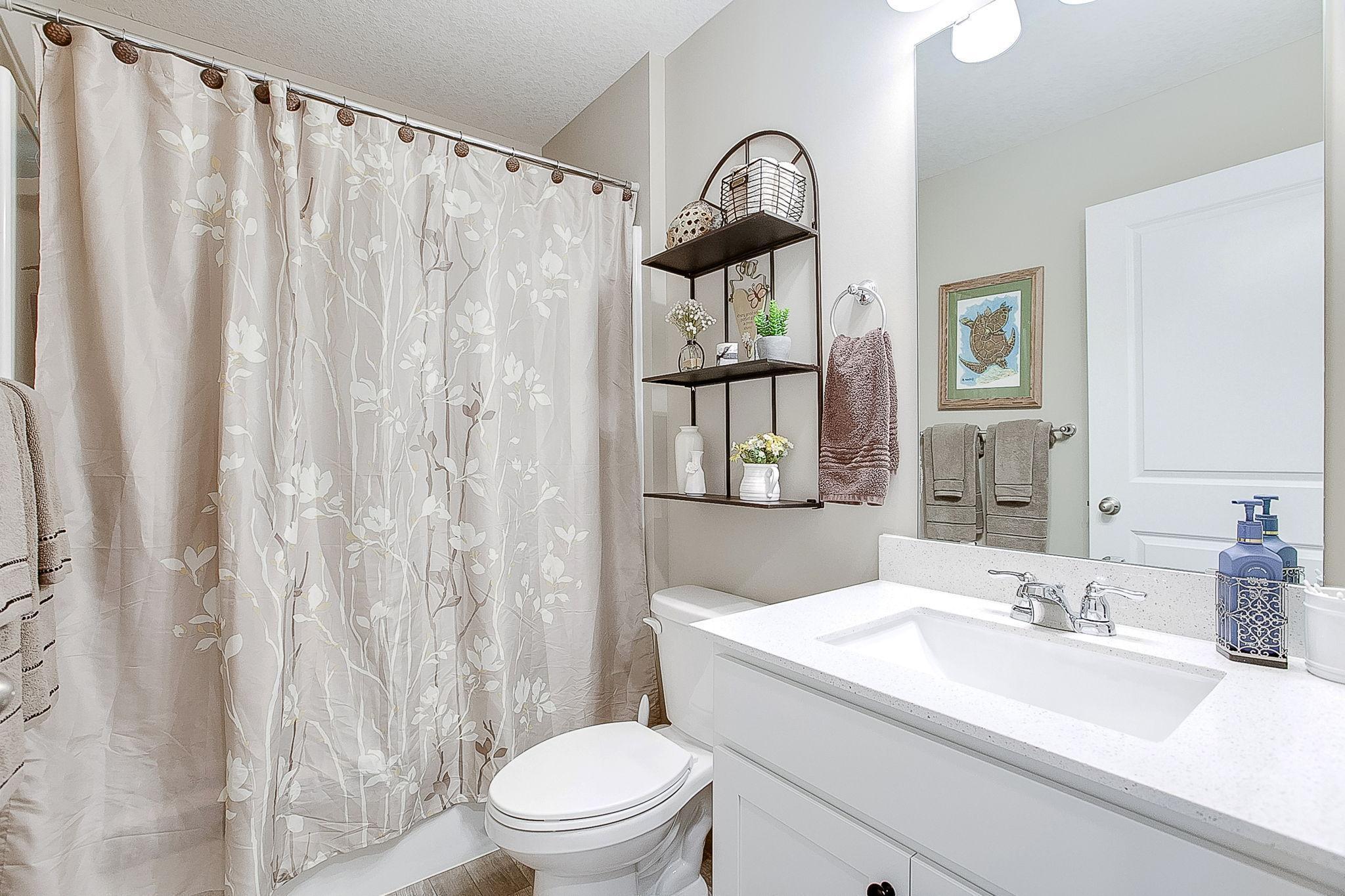 16109 Fairoaks Avenue N