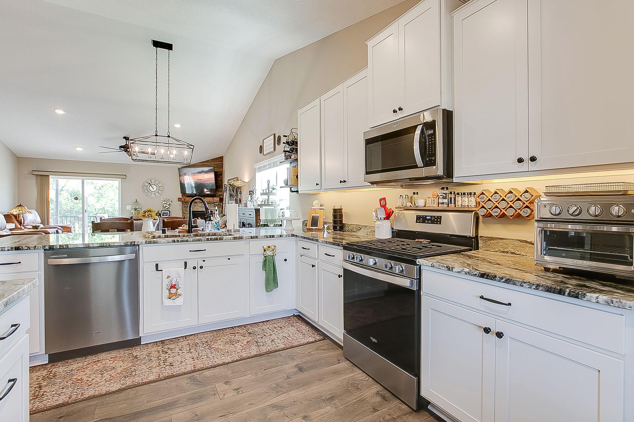 16109 Fairoaks Avenue N