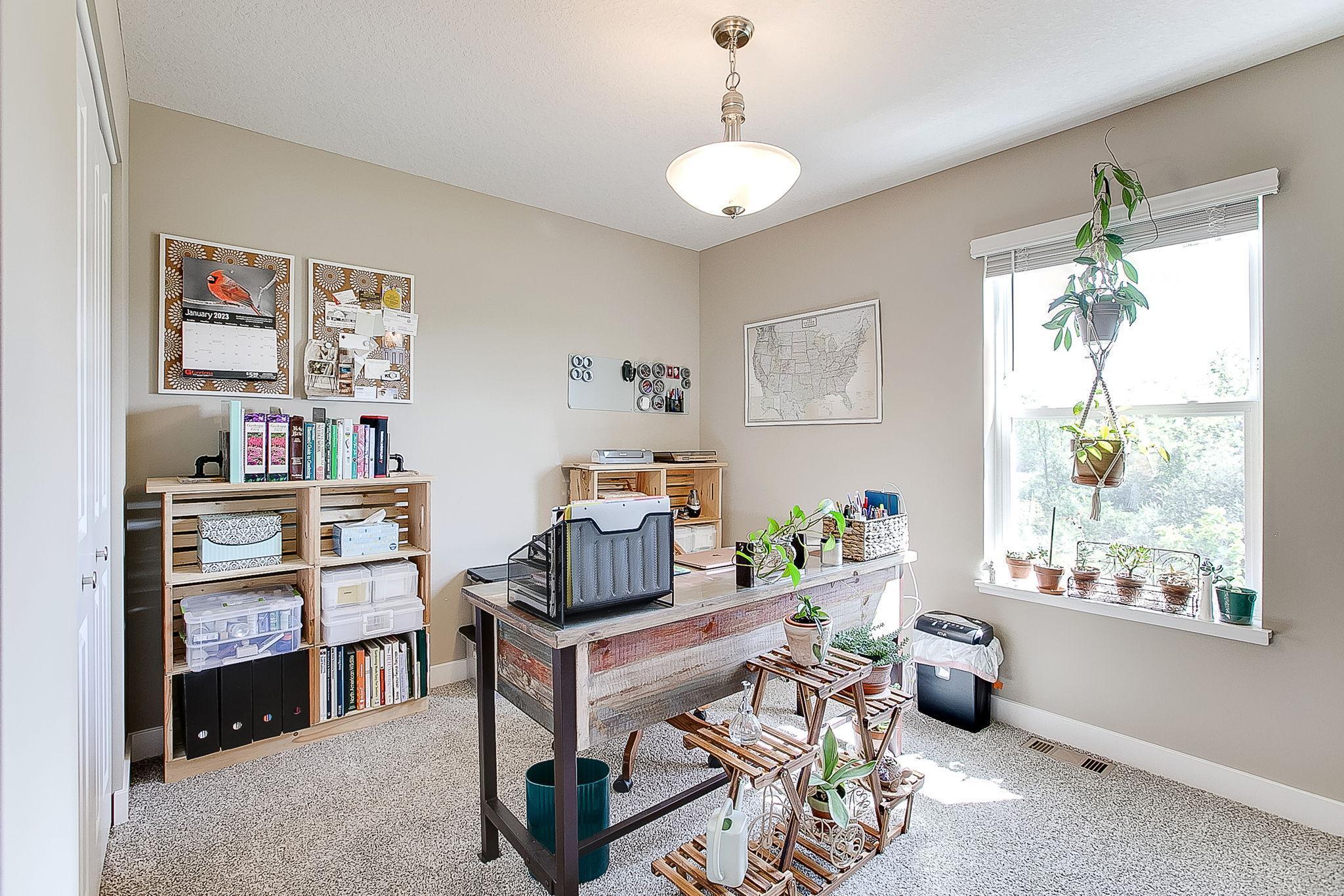 16109 Fairoaks Avenue N