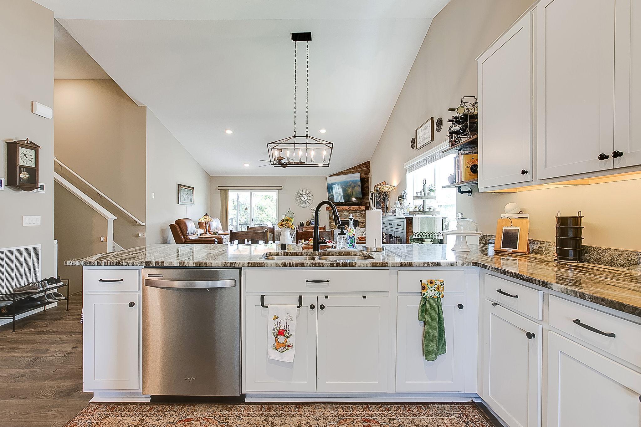 16109 Fairoaks Avenue N