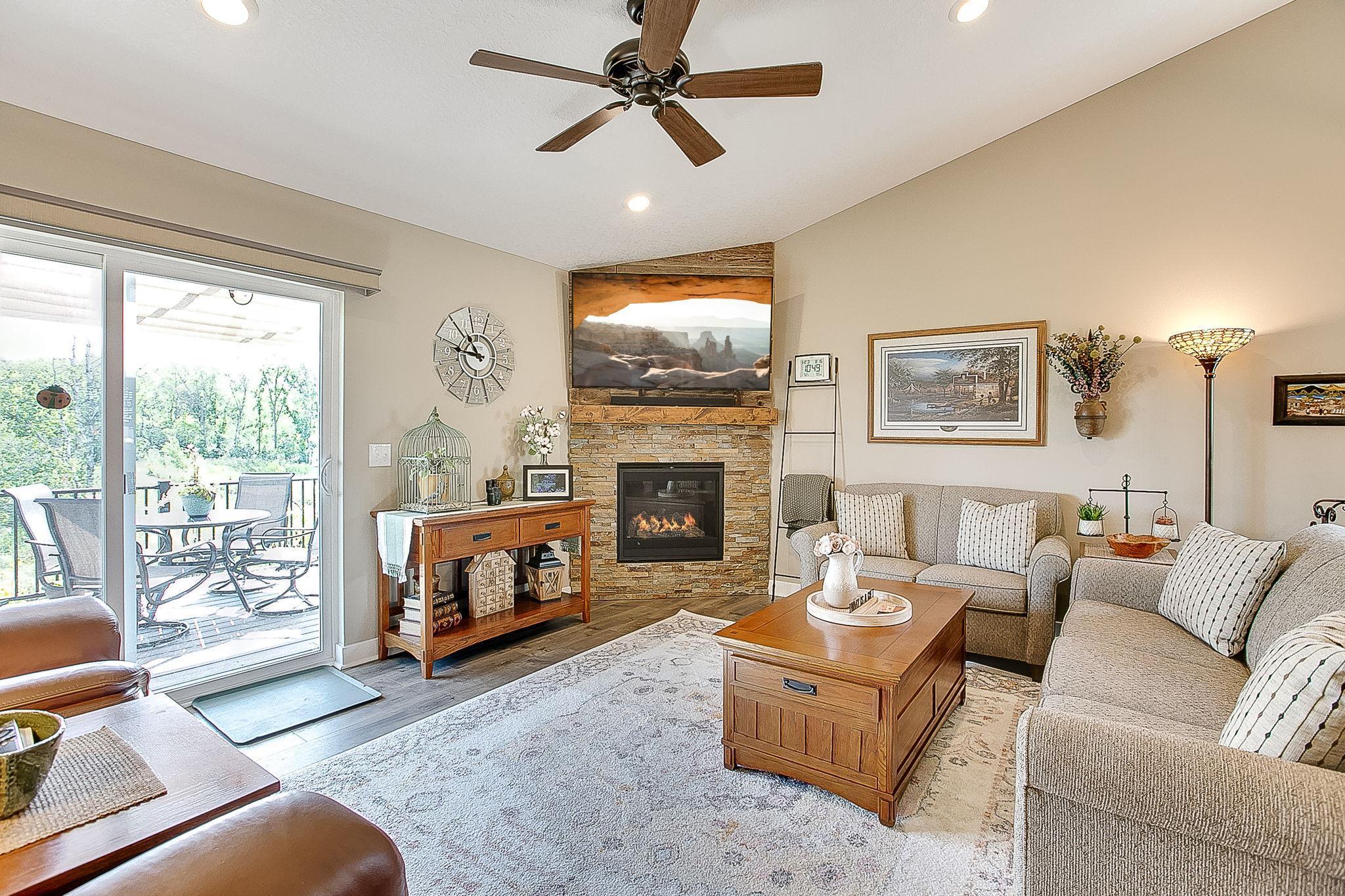 16109 Fairoaks Avenue N