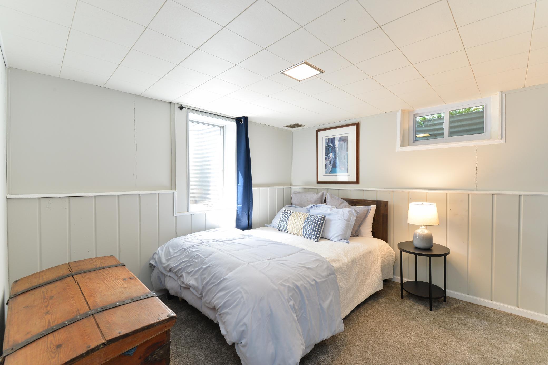 796 Cottage Avenue W