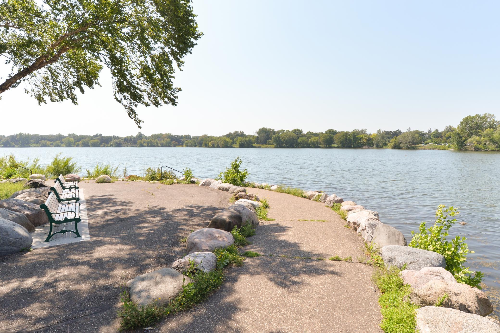 796 Cottage Avenue W