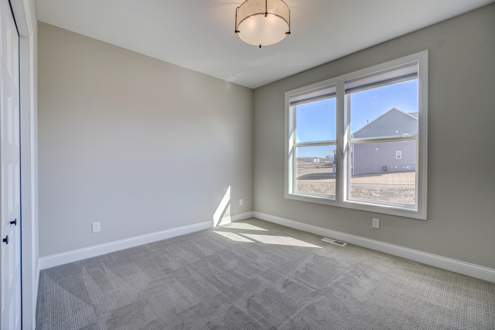 10040 Arrowwood Trail