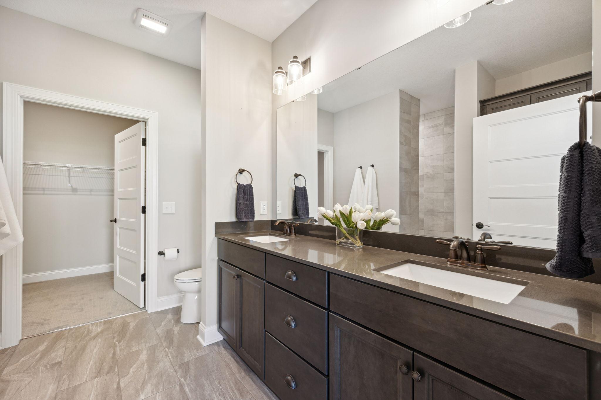 10040 Arrowwood Trail