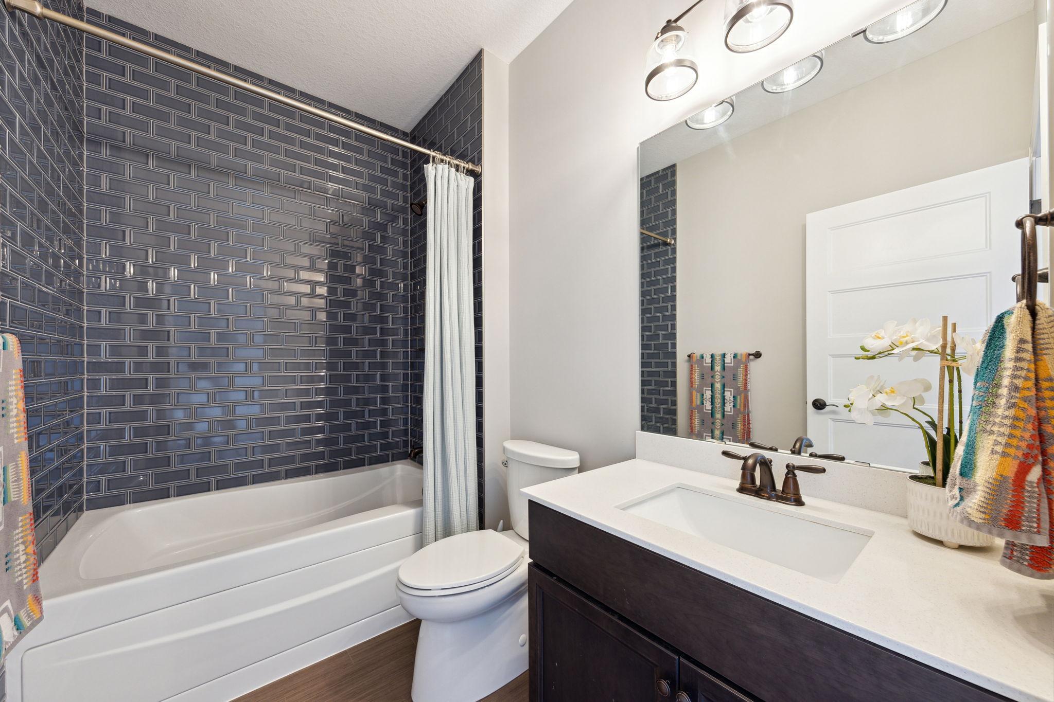 10040 Arrowwood Trail