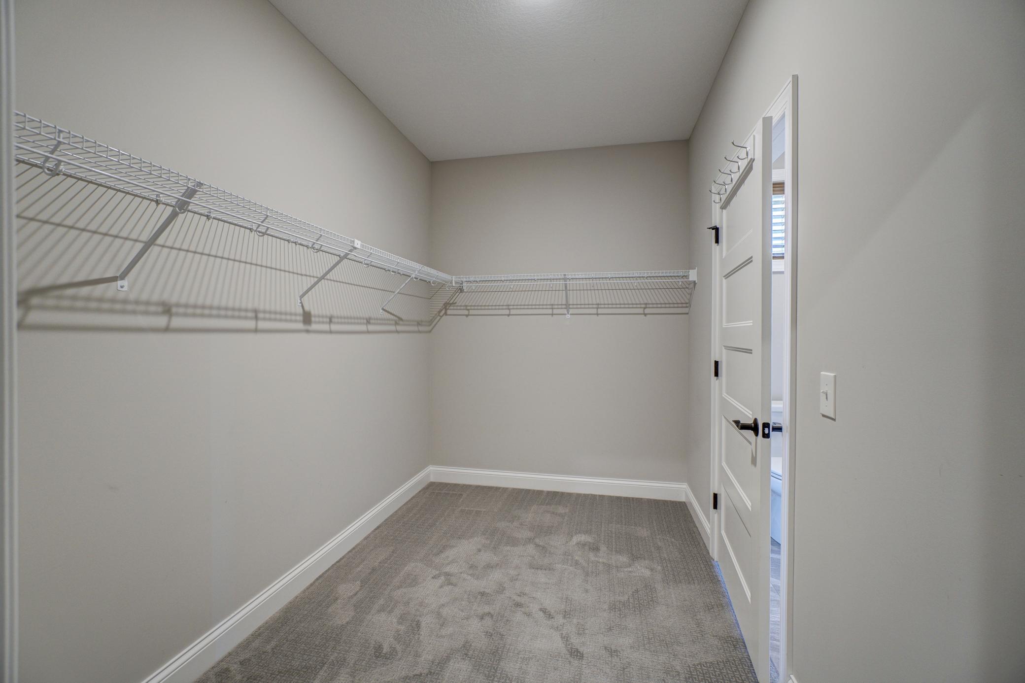 10040 Arrowwood Trail