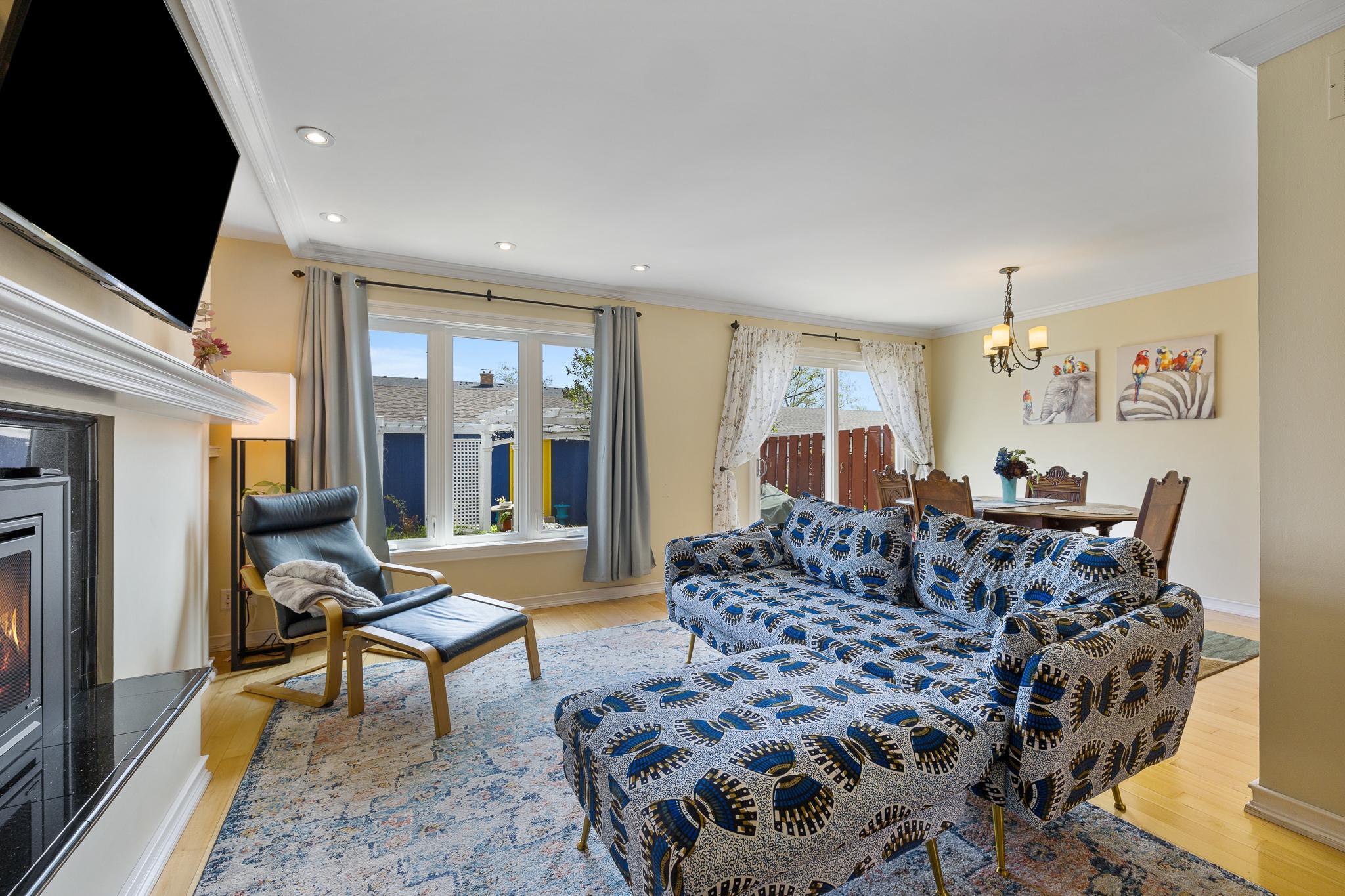 1988 Arkwright Street