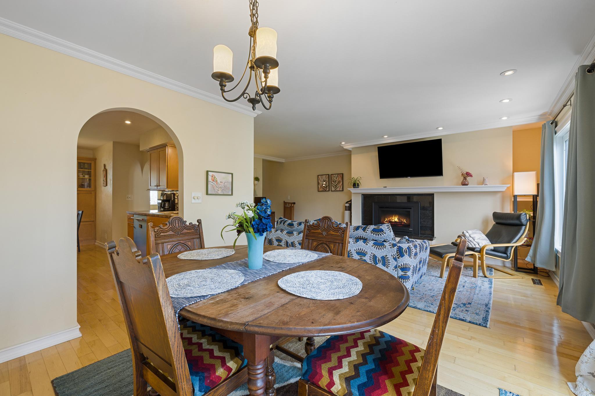 1988 Arkwright Street