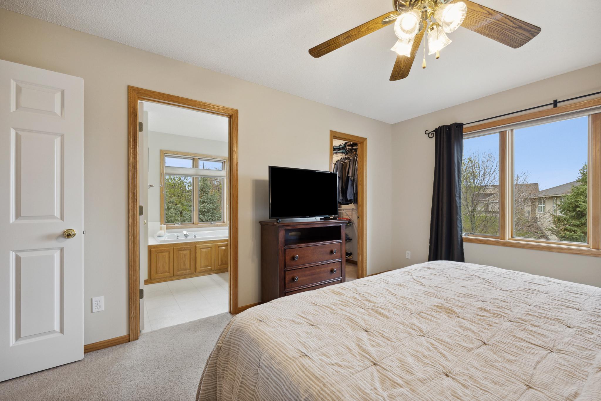 10611 Golden Eagle Trail