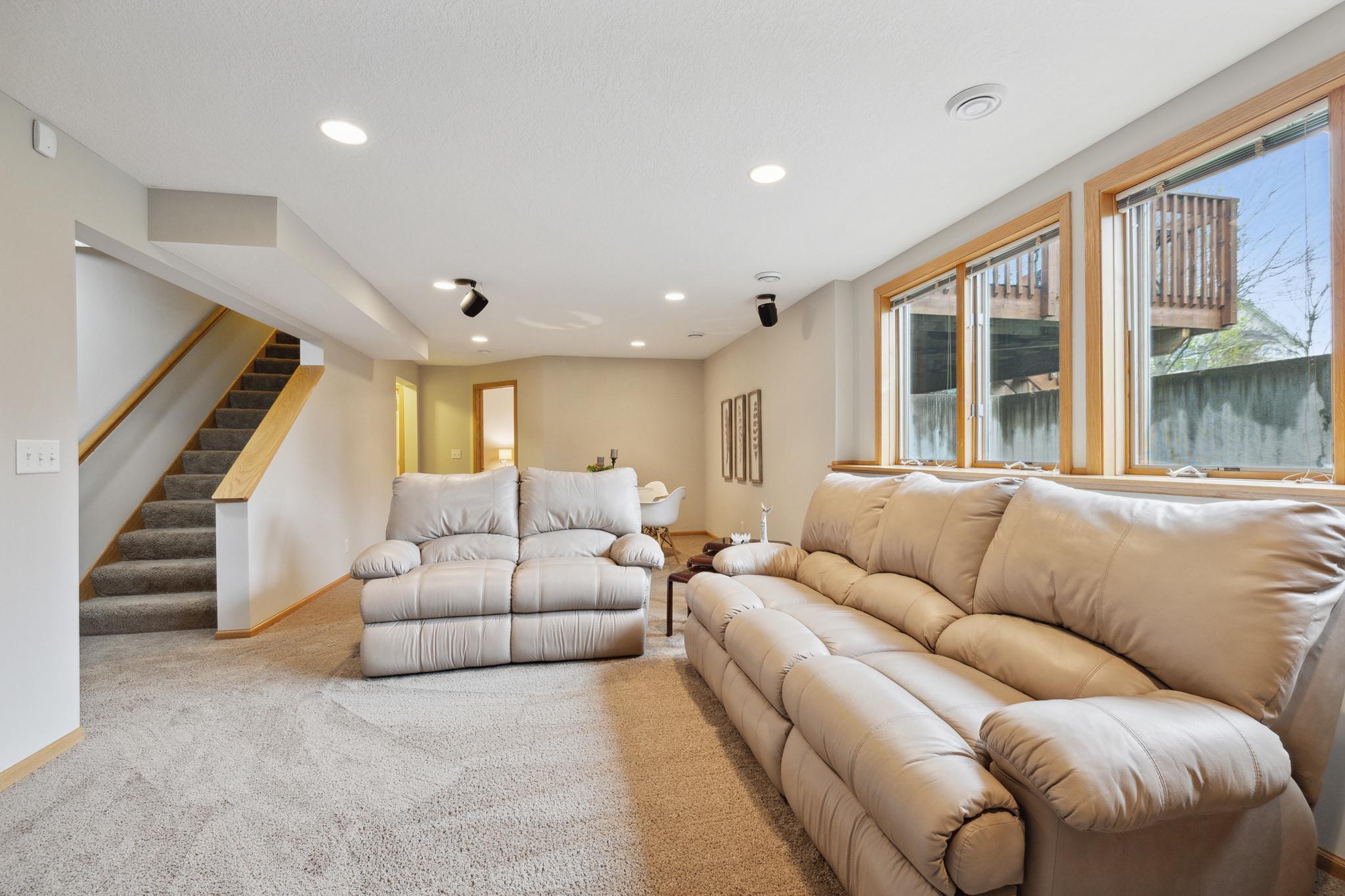 10611 Golden Eagle Trail