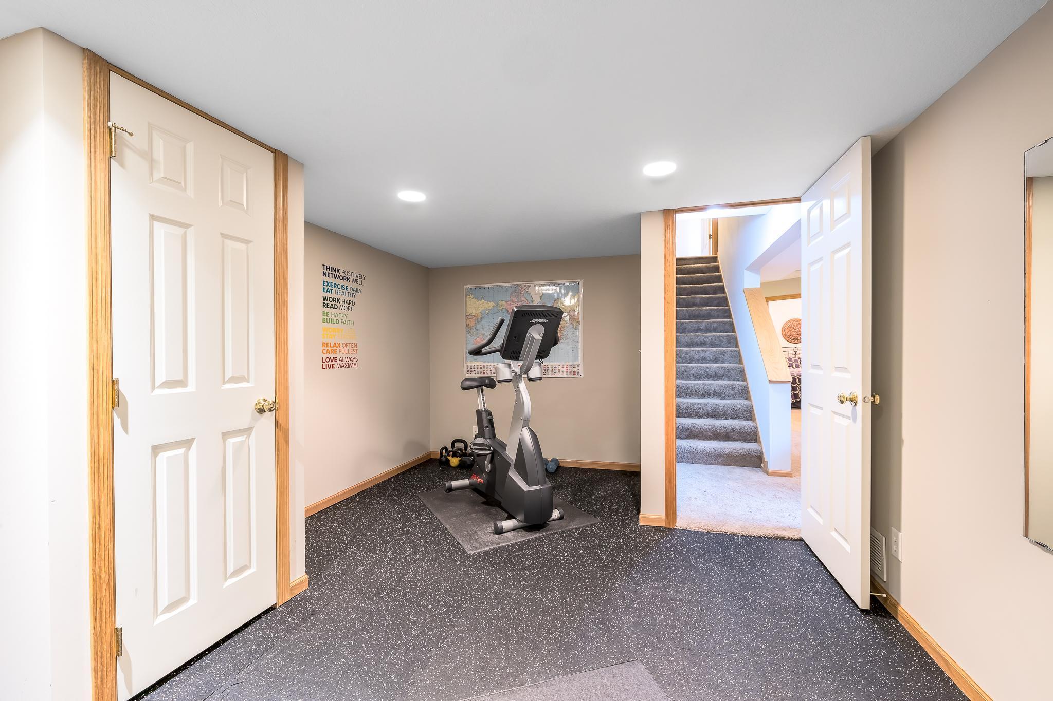 10611 Golden Eagle Trail