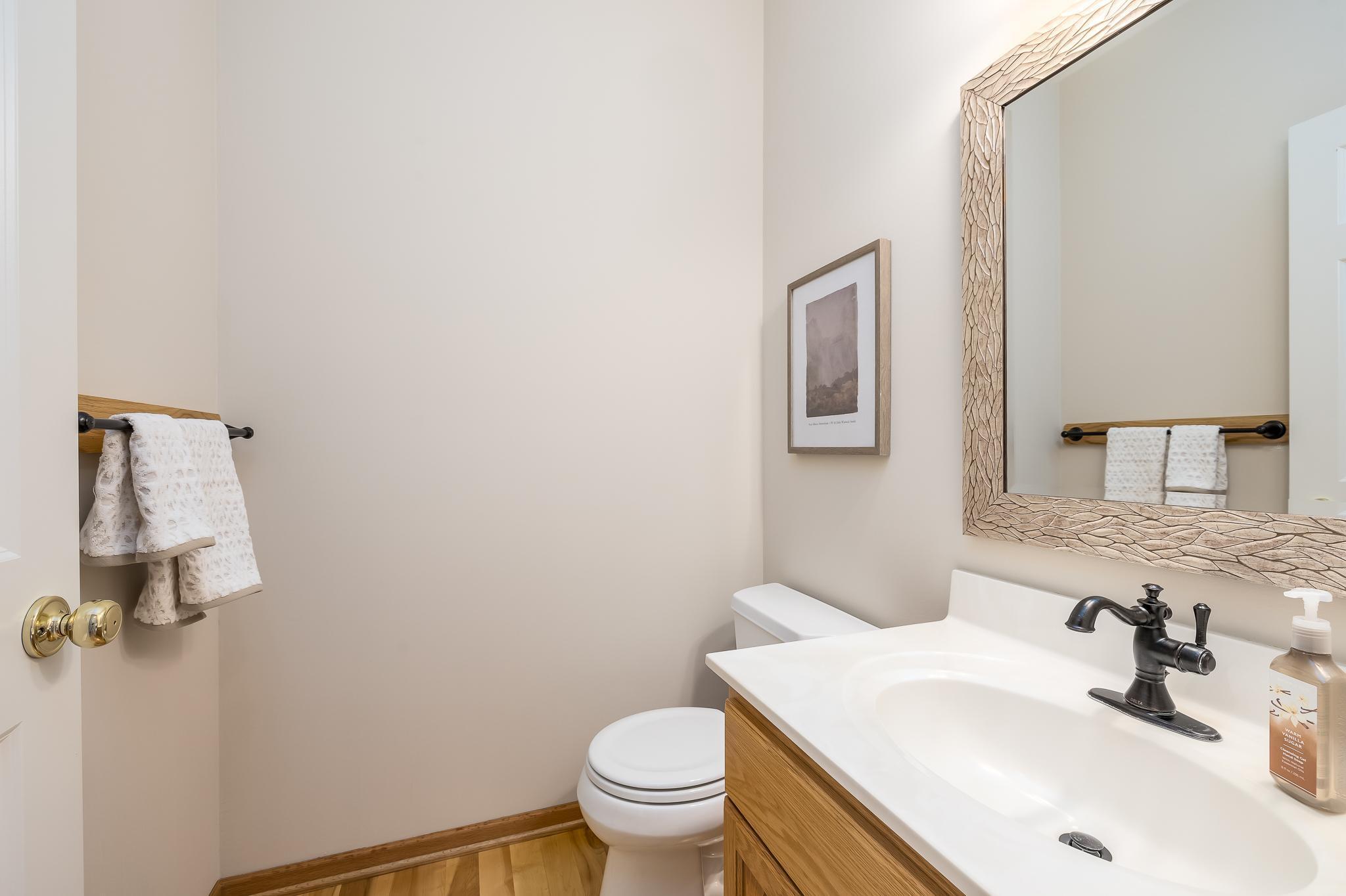 10611 Golden Eagle Trail