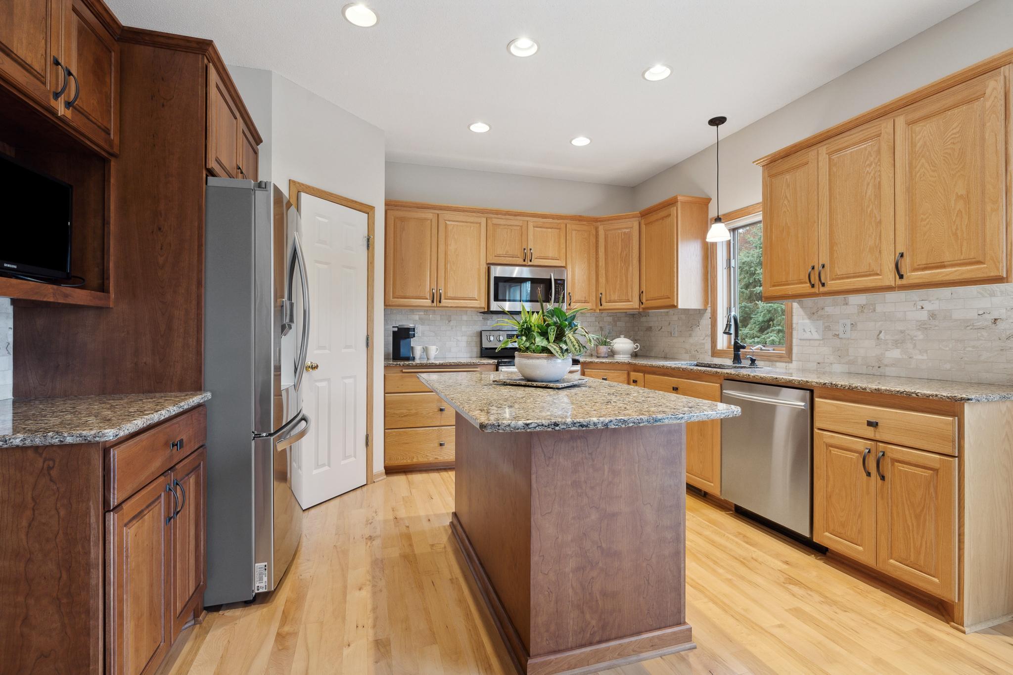 10611 Golden Eagle Trail