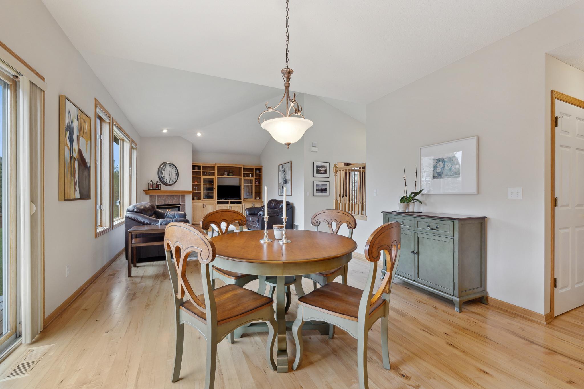 10611 Golden Eagle Trail