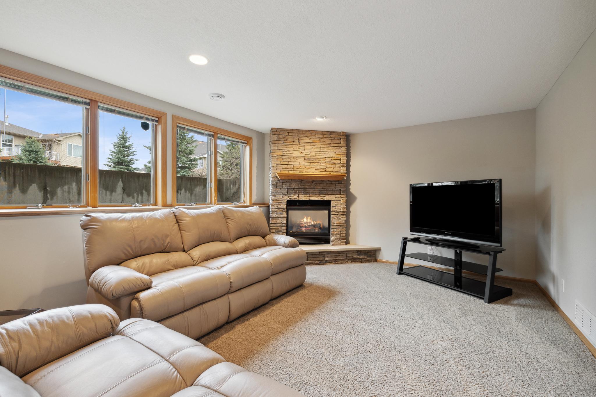 10611 Golden Eagle Trail