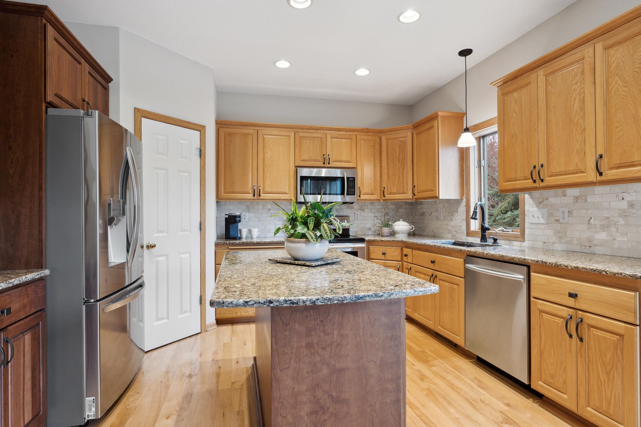 10611 Golden Eagle Trail