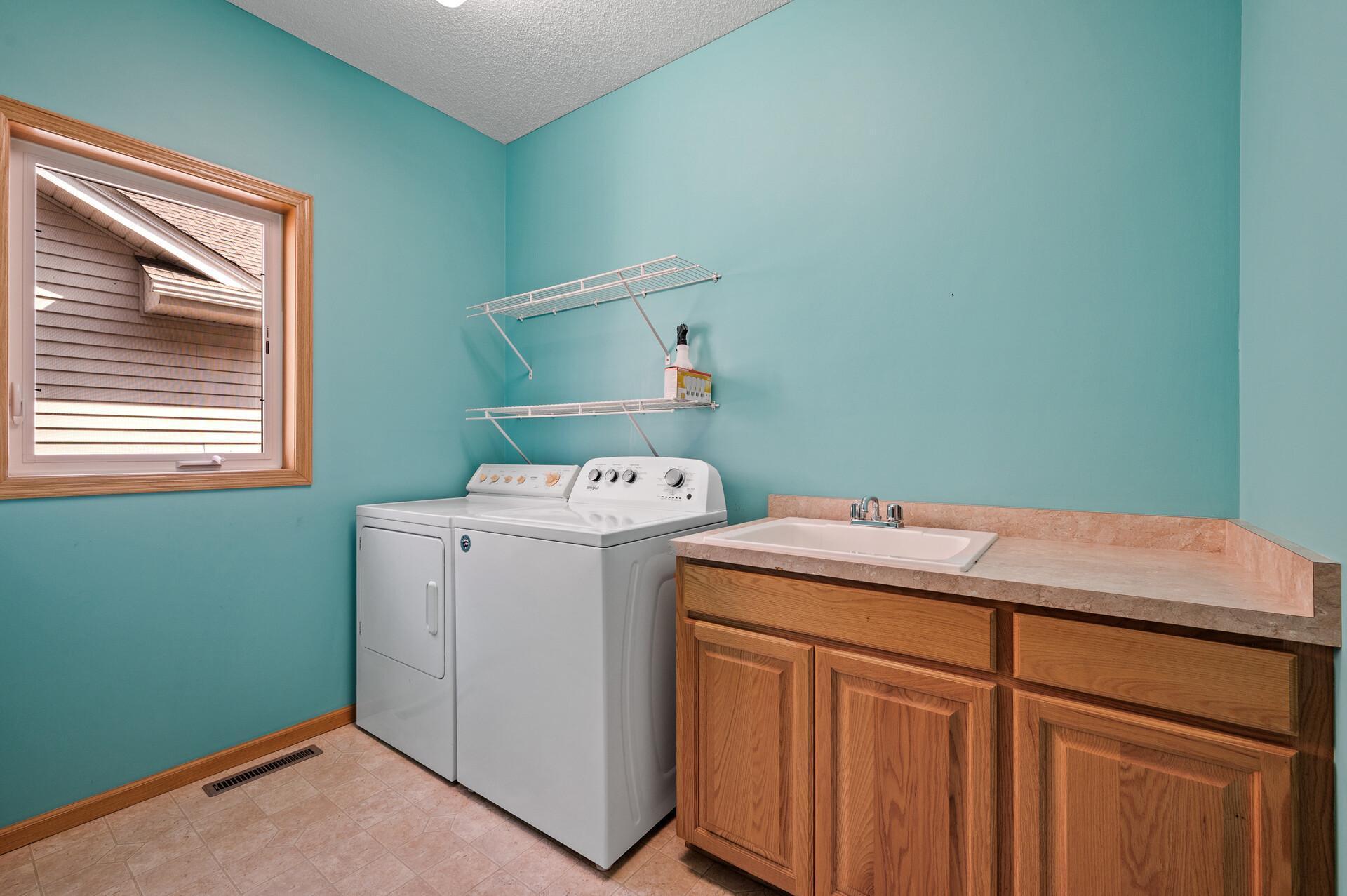 1191 Sterling Circle N