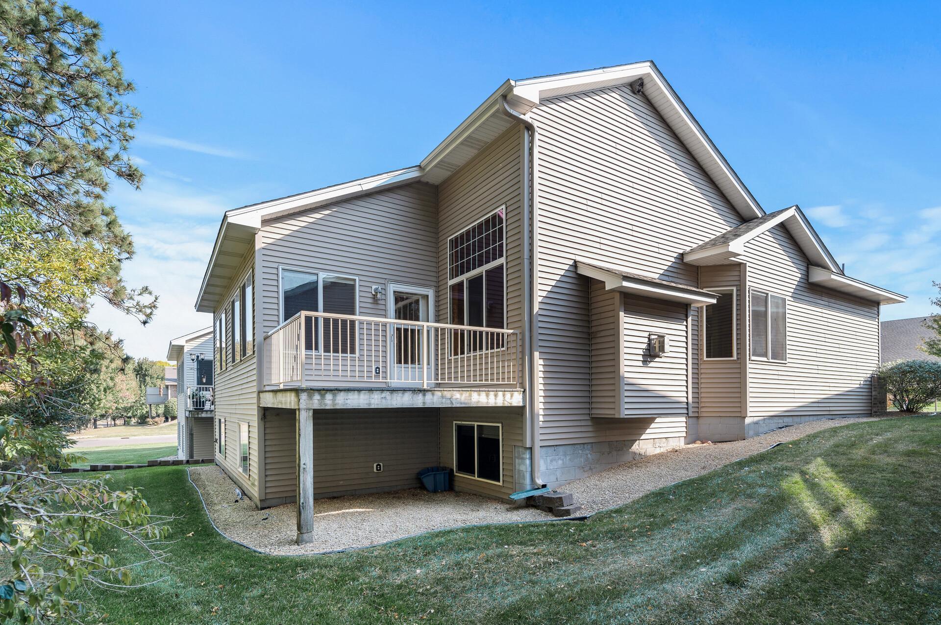 1191 Sterling Circle N