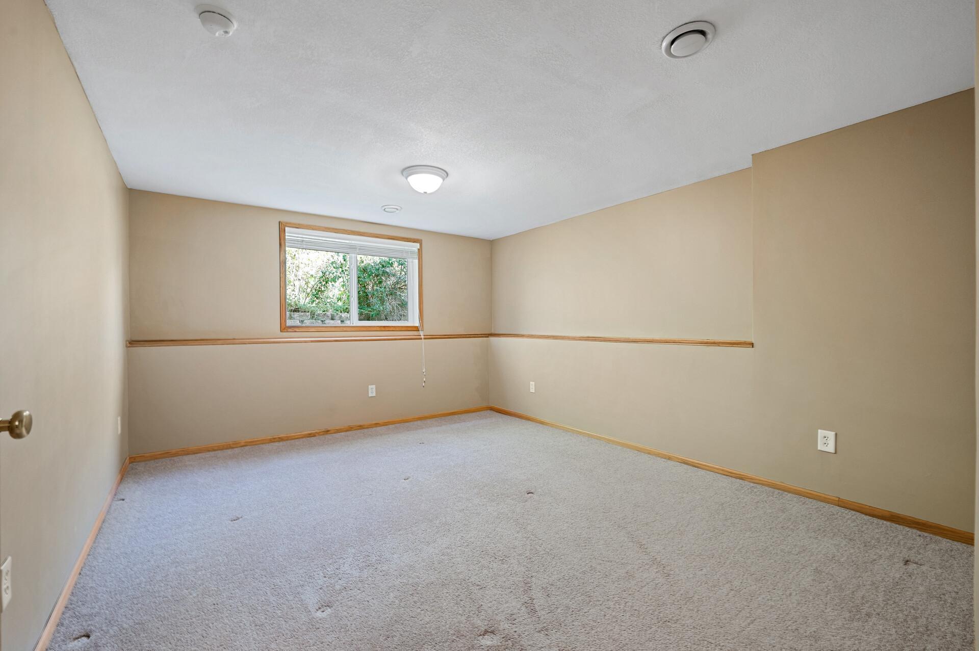 1191 Sterling Circle N