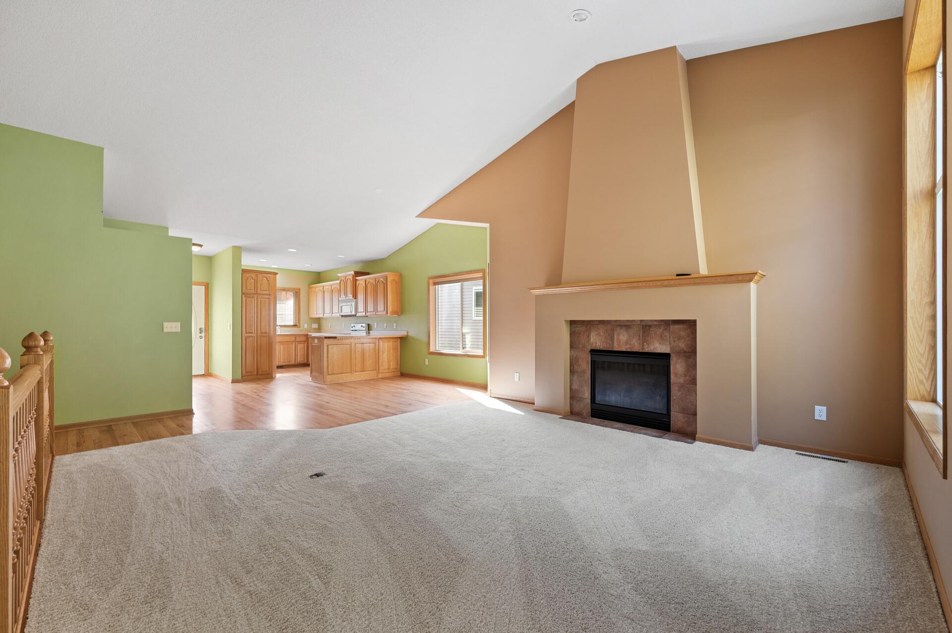 1191 Sterling Circle N