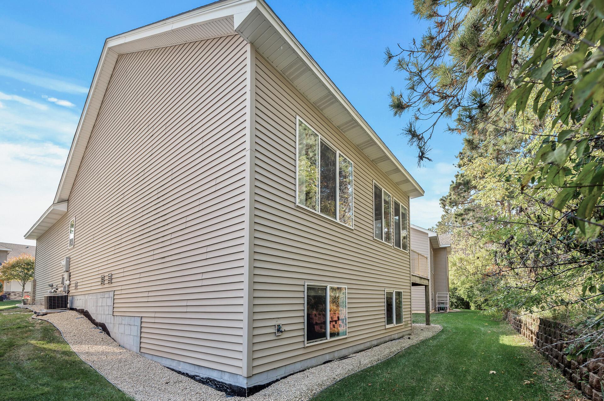 1191 Sterling Circle N