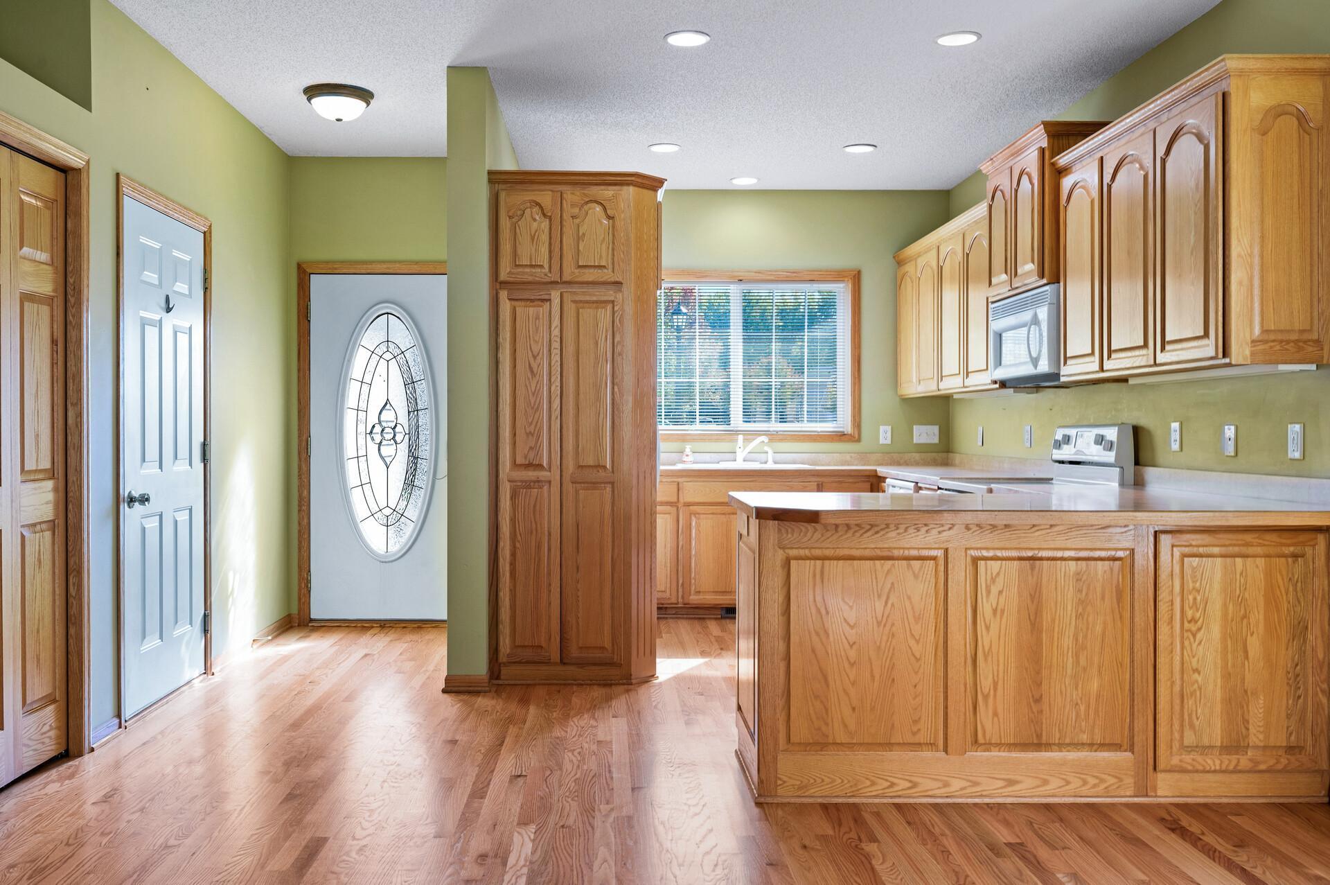 1191 Sterling Circle N