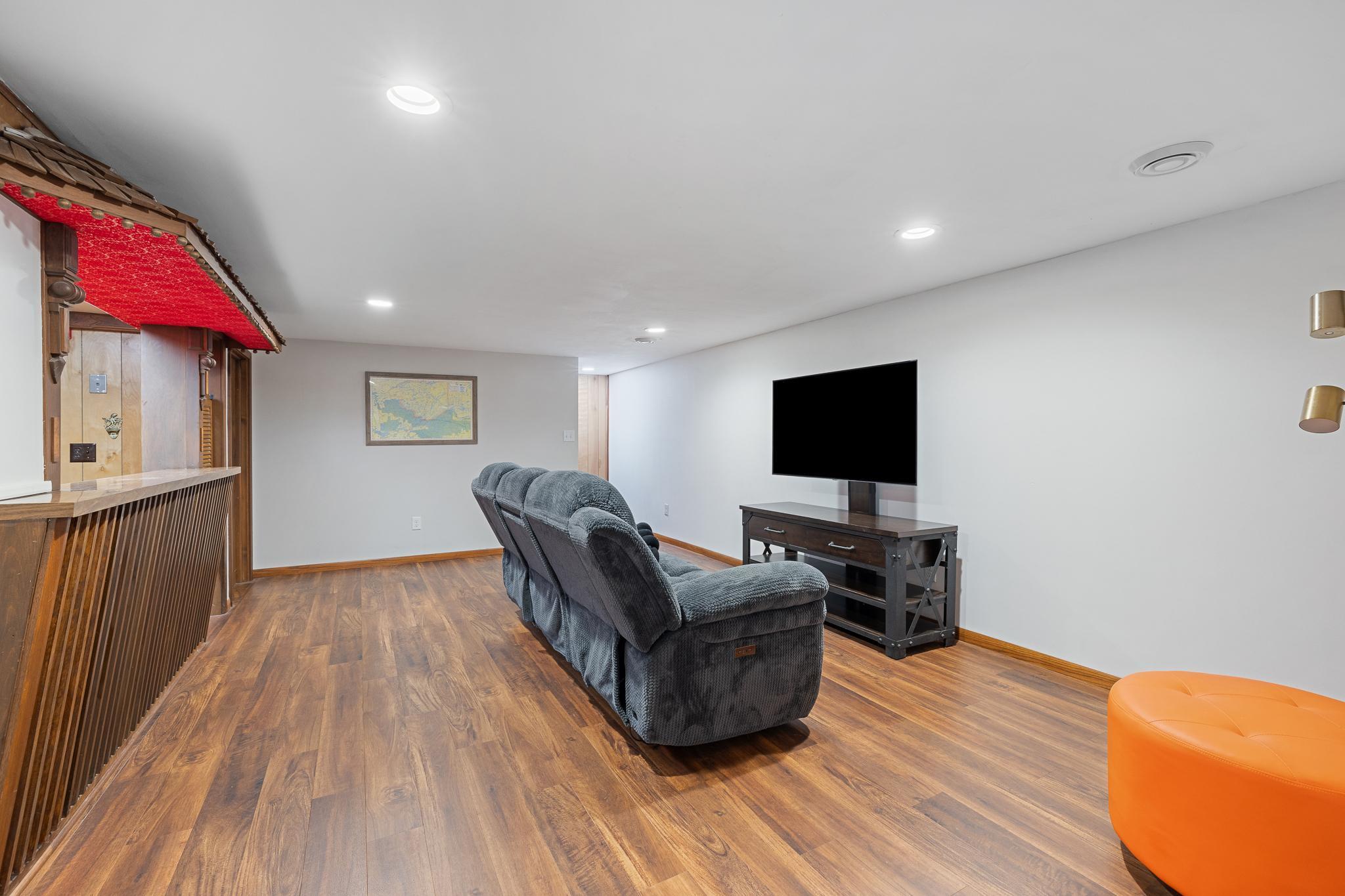 1097 Cedarwood Drive