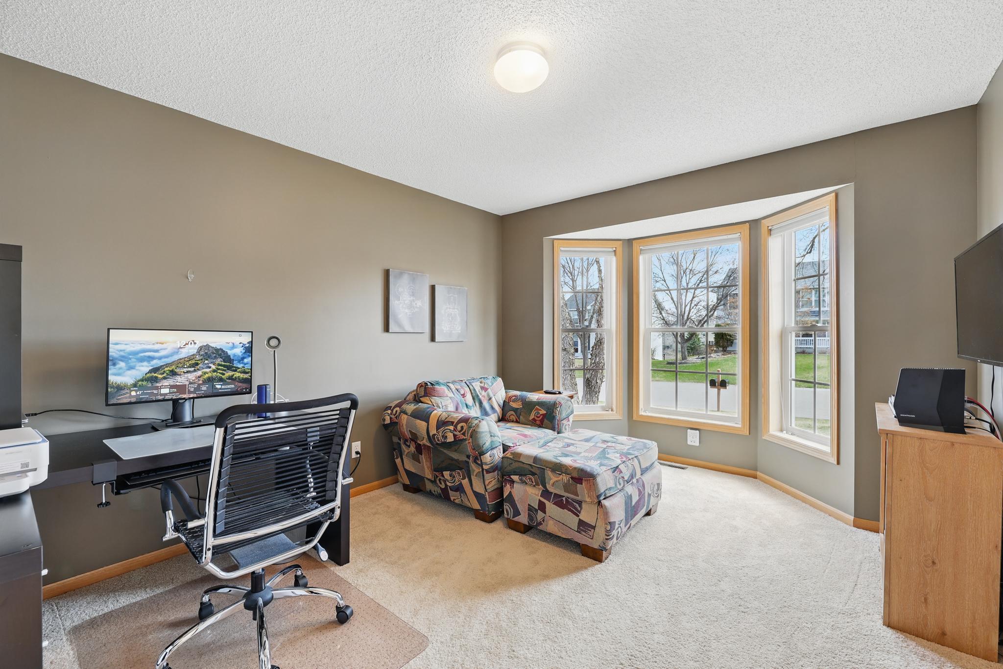 8036 Greenbriar Lane