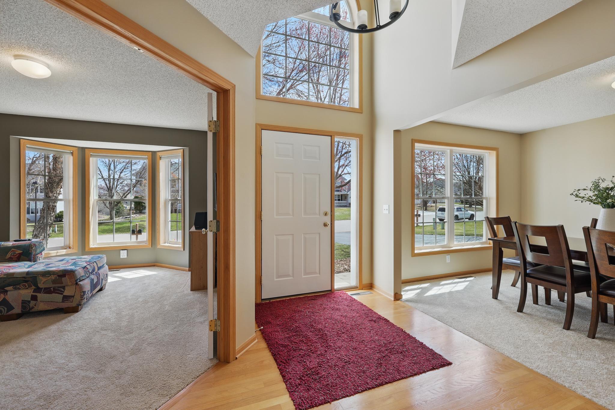 8036 Greenbriar Lane