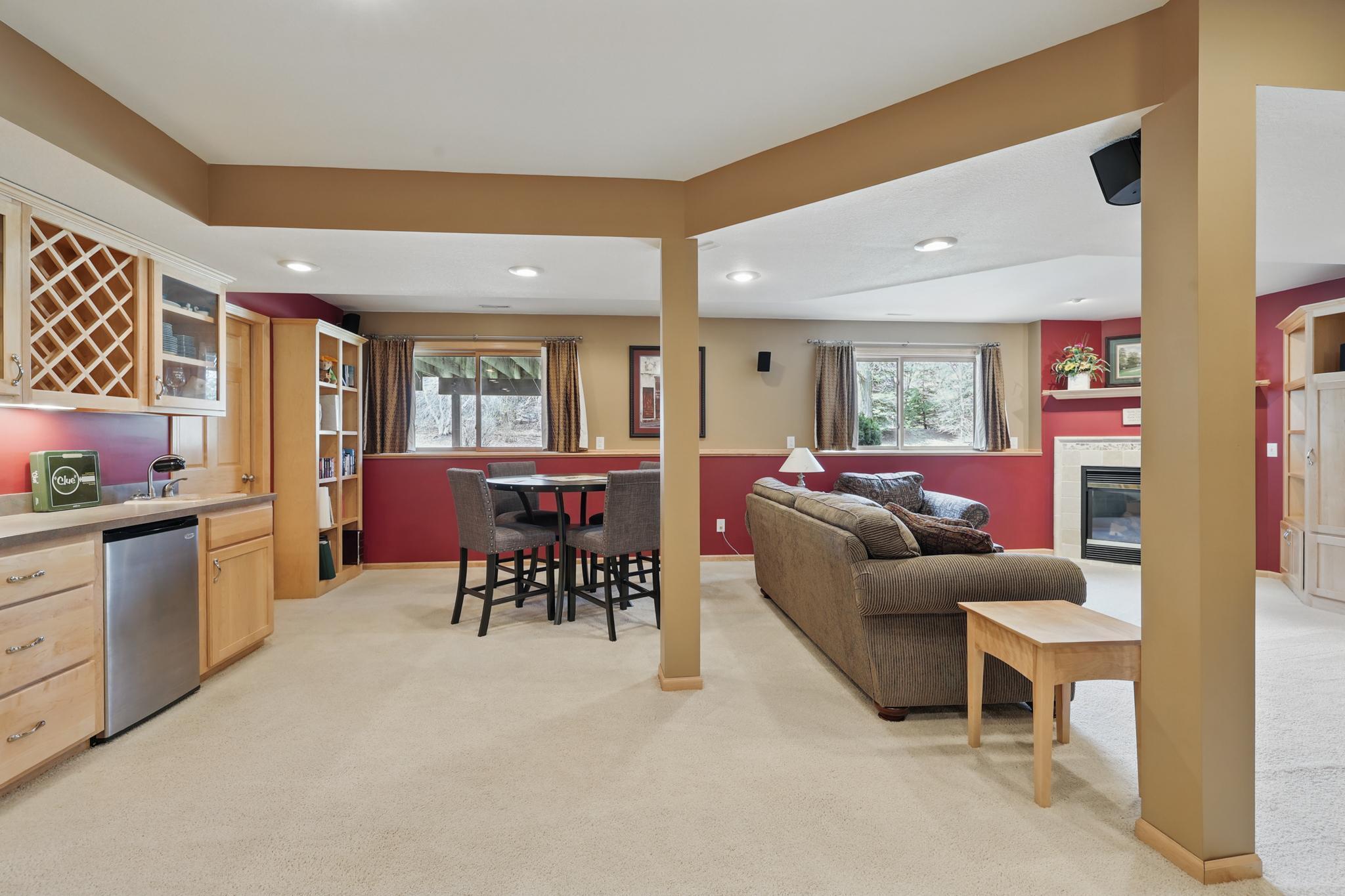 8036 Greenbriar Lane