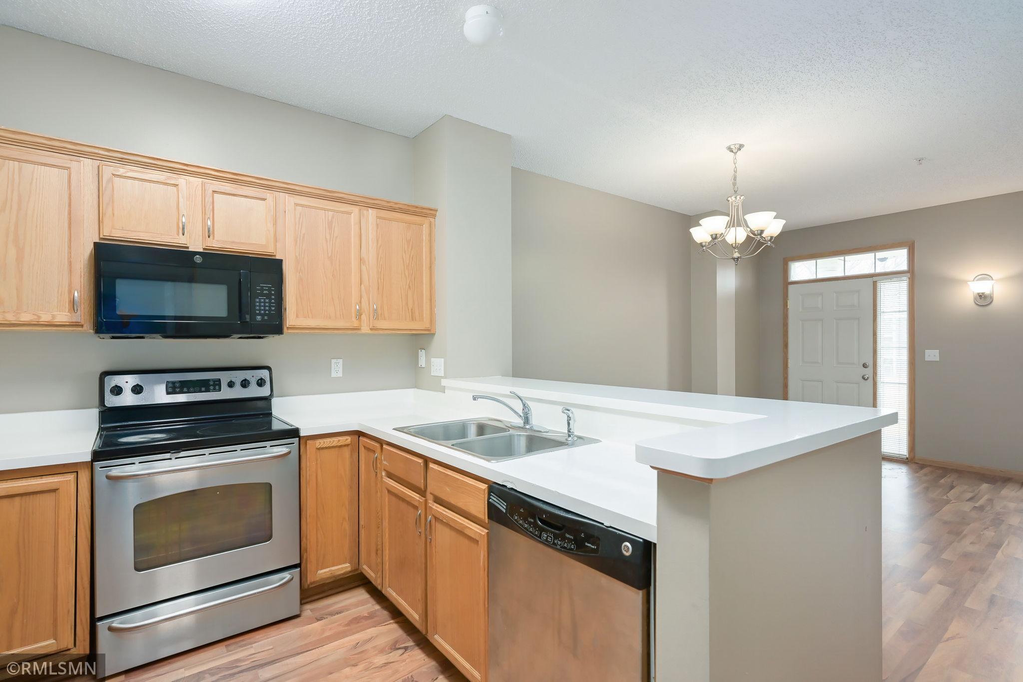1613 Legacy Parkway E Unit: 2