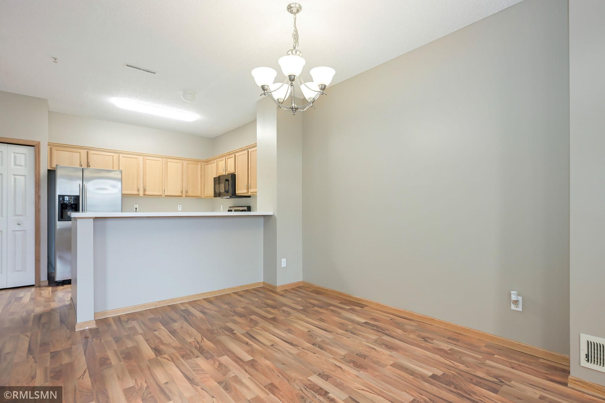 1613 Legacy Parkway E Unit: 2