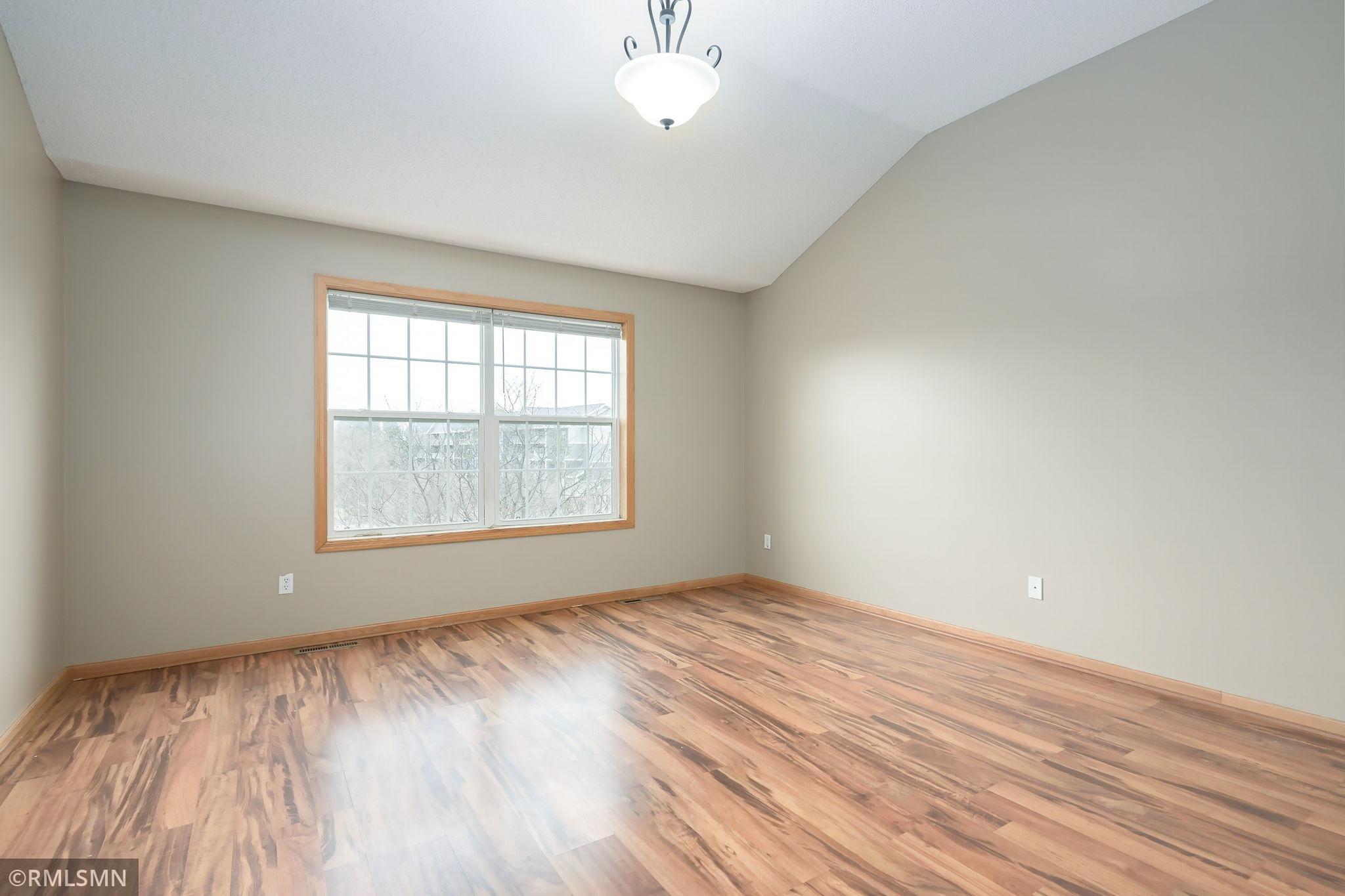 1613 Legacy Parkway E Unit: 2