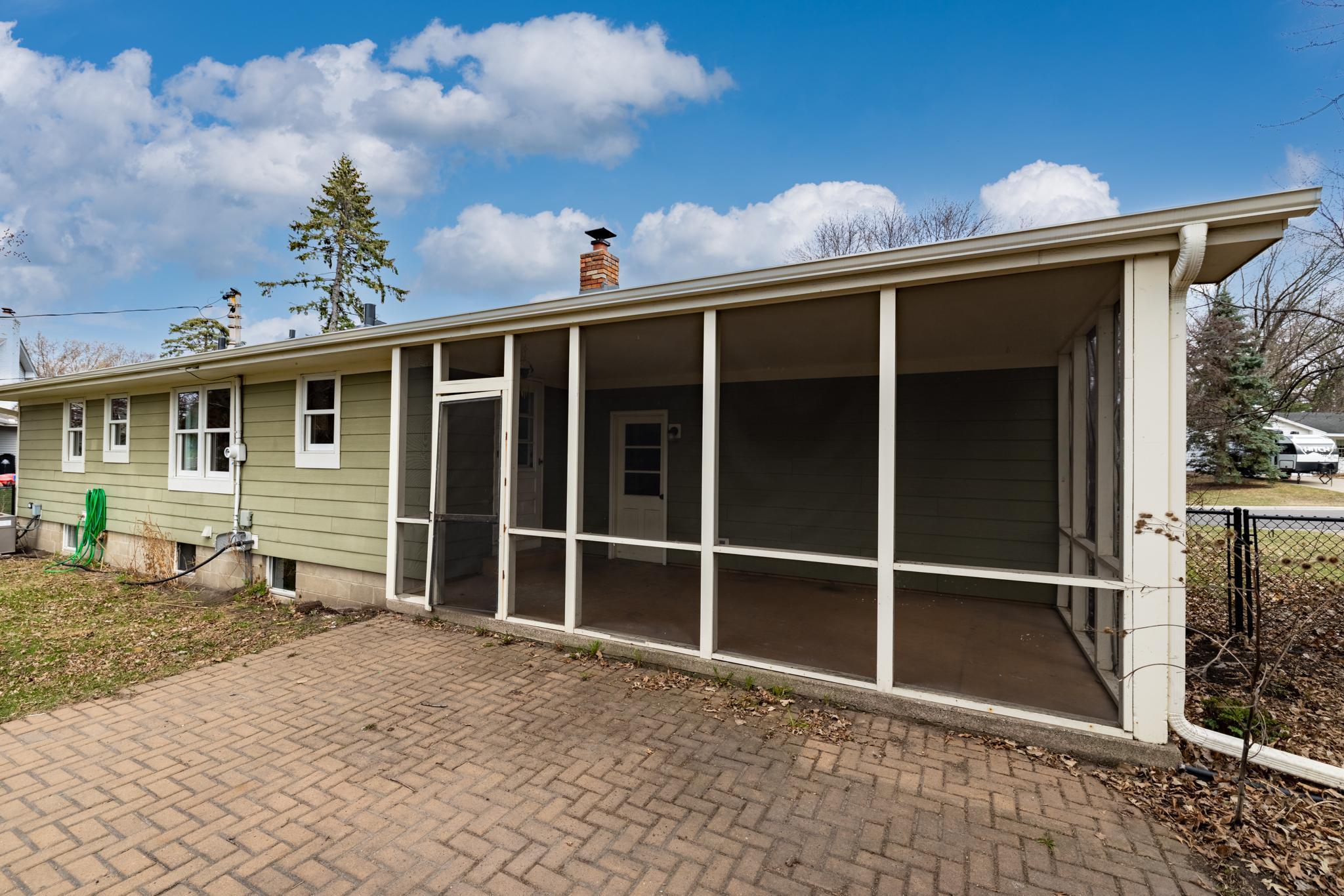 1748 Lamplight Drive