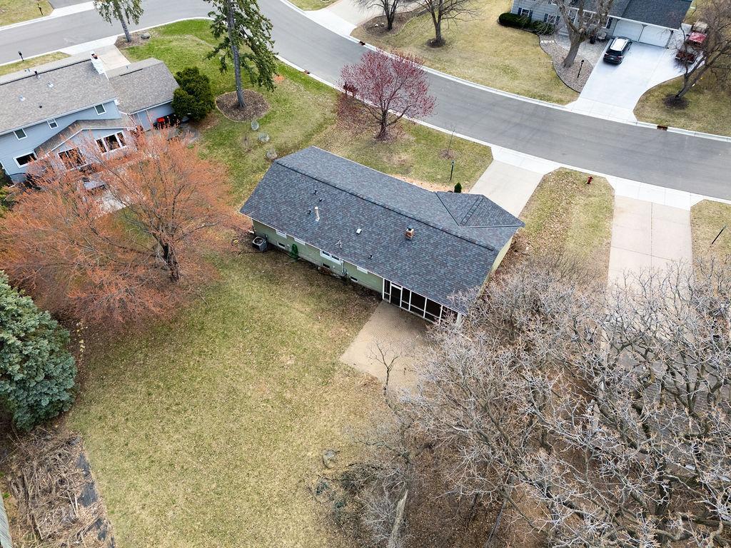 1748 Lamplight Drive