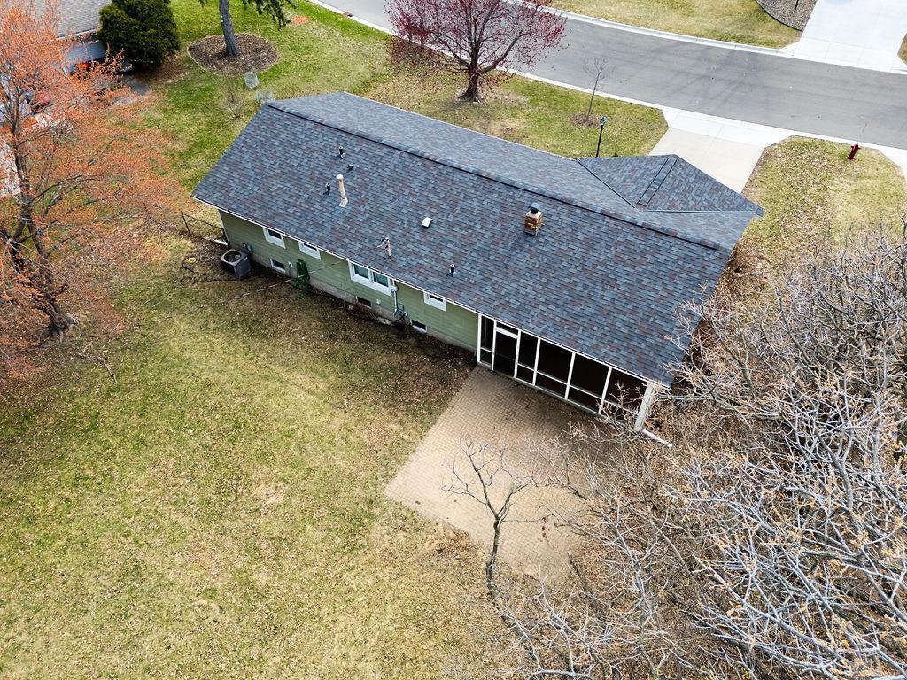 1748 Lamplight Drive