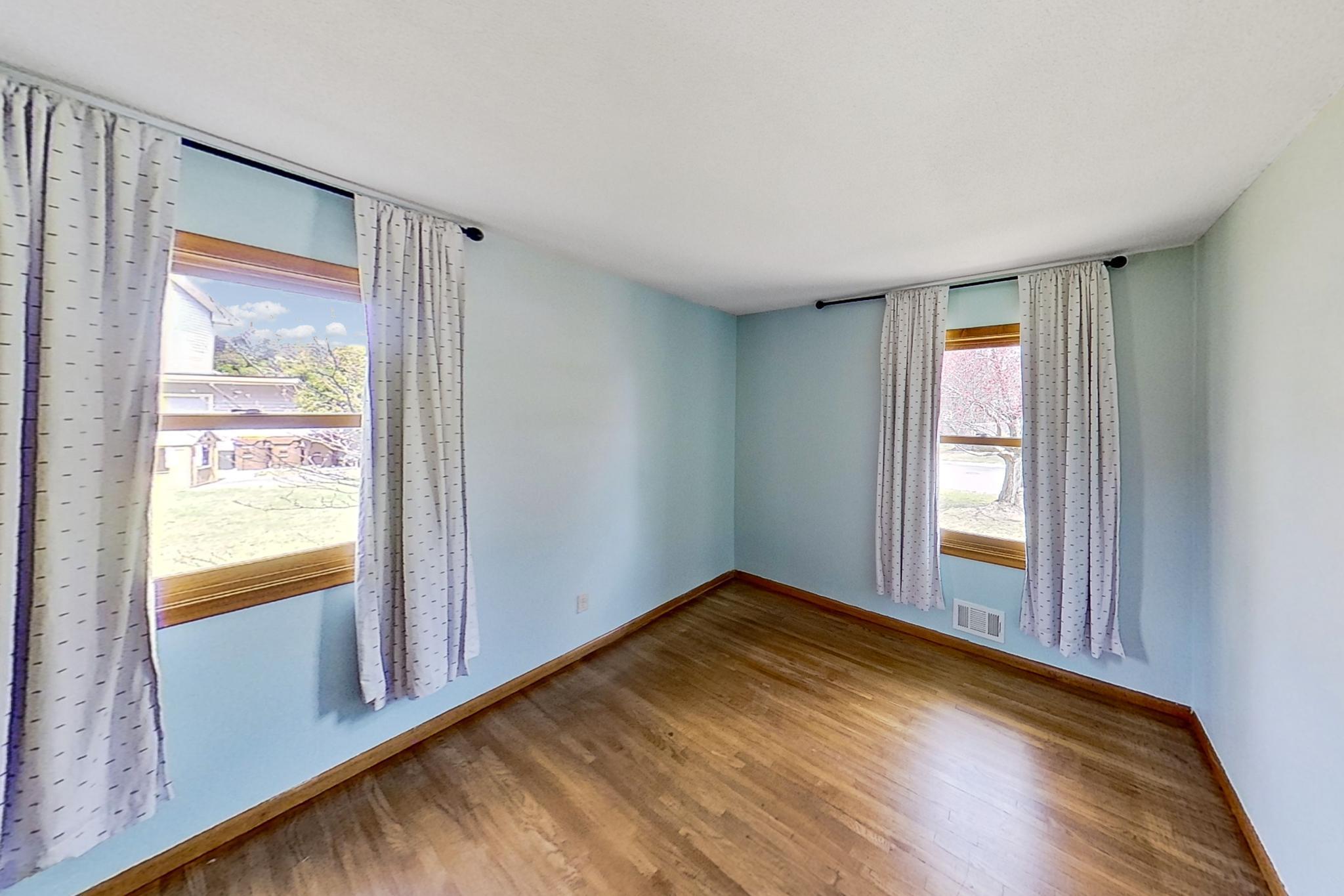 1748 Lamplight Drive